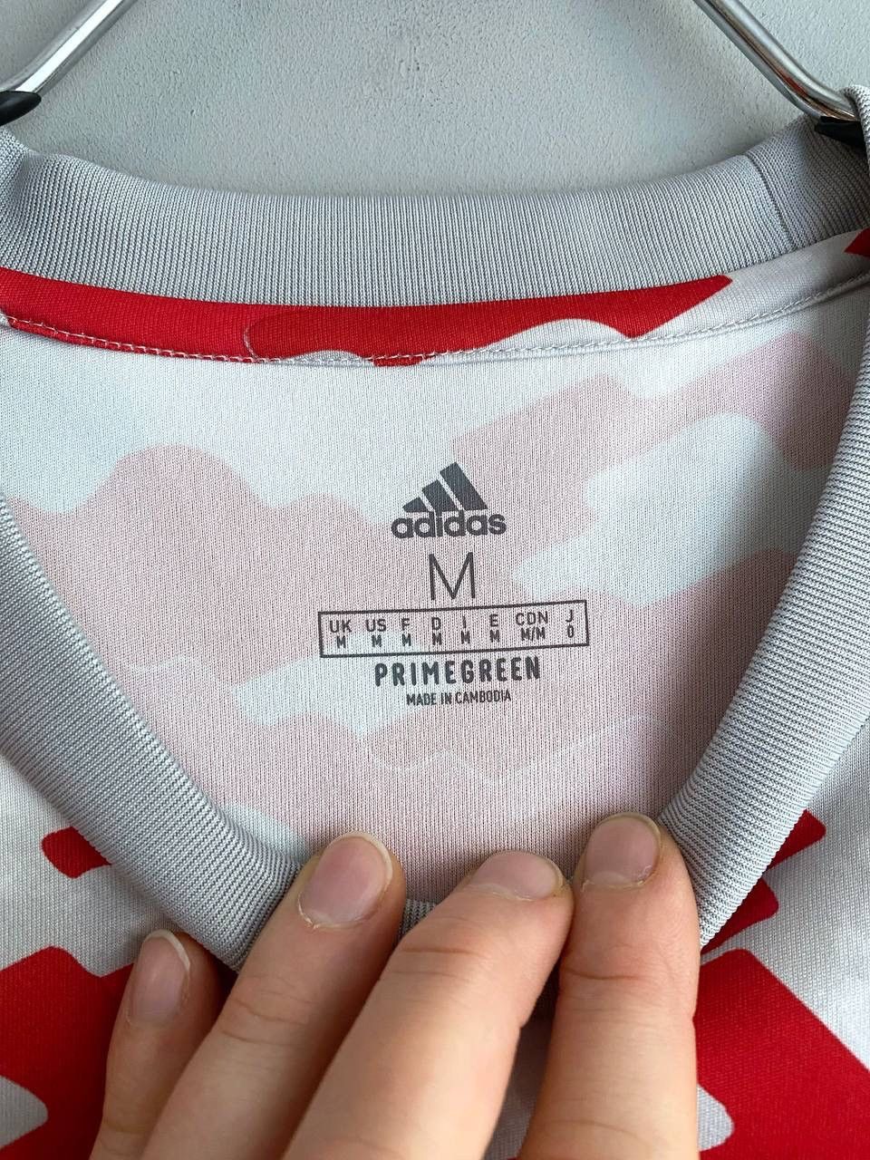 Adidas Manchester United 2021/22 Pre-match Soccer Jersey, M GR3914 Size US M / EU 48-50 / 2 - 10 Thumbnail