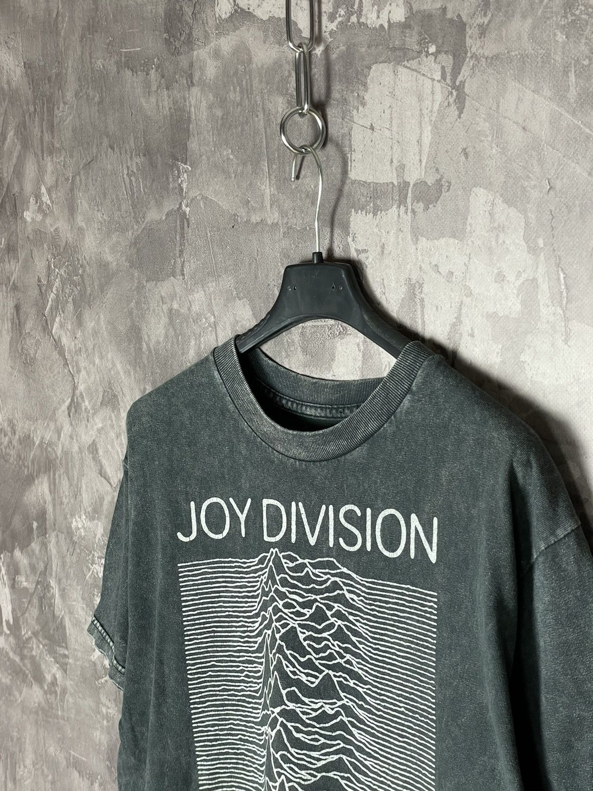 Band Tees × Joy Division Joy Division Unknown Pleasure T Shirt Size US M / EU 48-50 / 2 - 8 Thumbnail