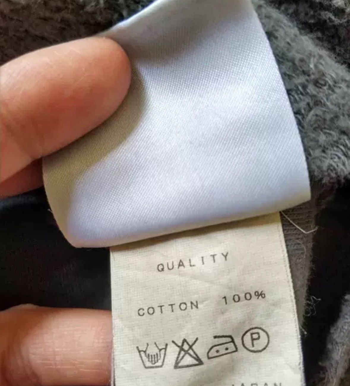 Julius Julius Do old gray monk style long sleeves Size US XS / EU 42 / 0 - 4 Thumbnail