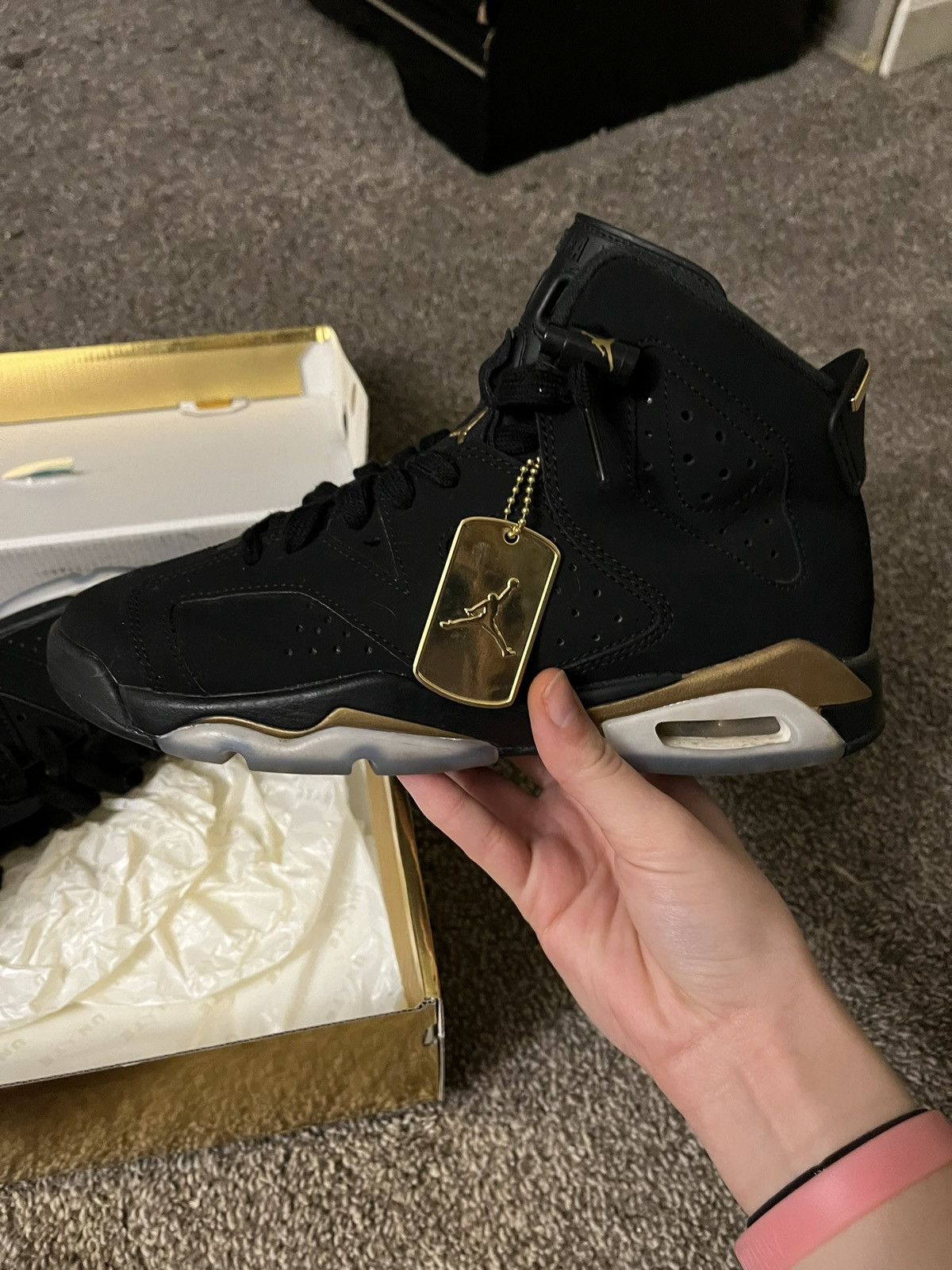 Jordan Brand Jordan 6 DMP (GS) Size US 6 / EU 39 - 3 Thumbnail