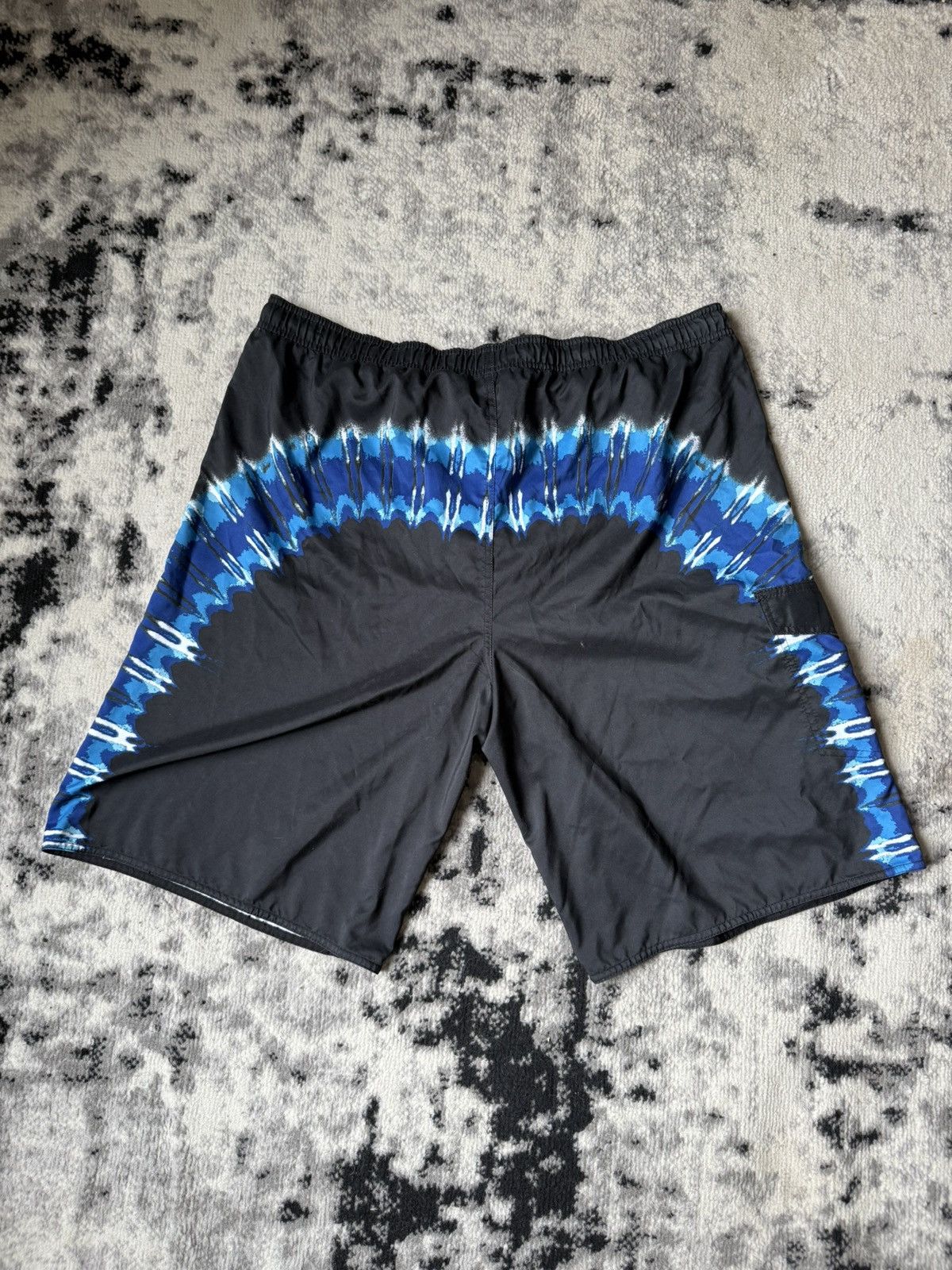 Burnside Y2K Burnside print shorts Size US 38 / EU 54 - 1 Thumbnail