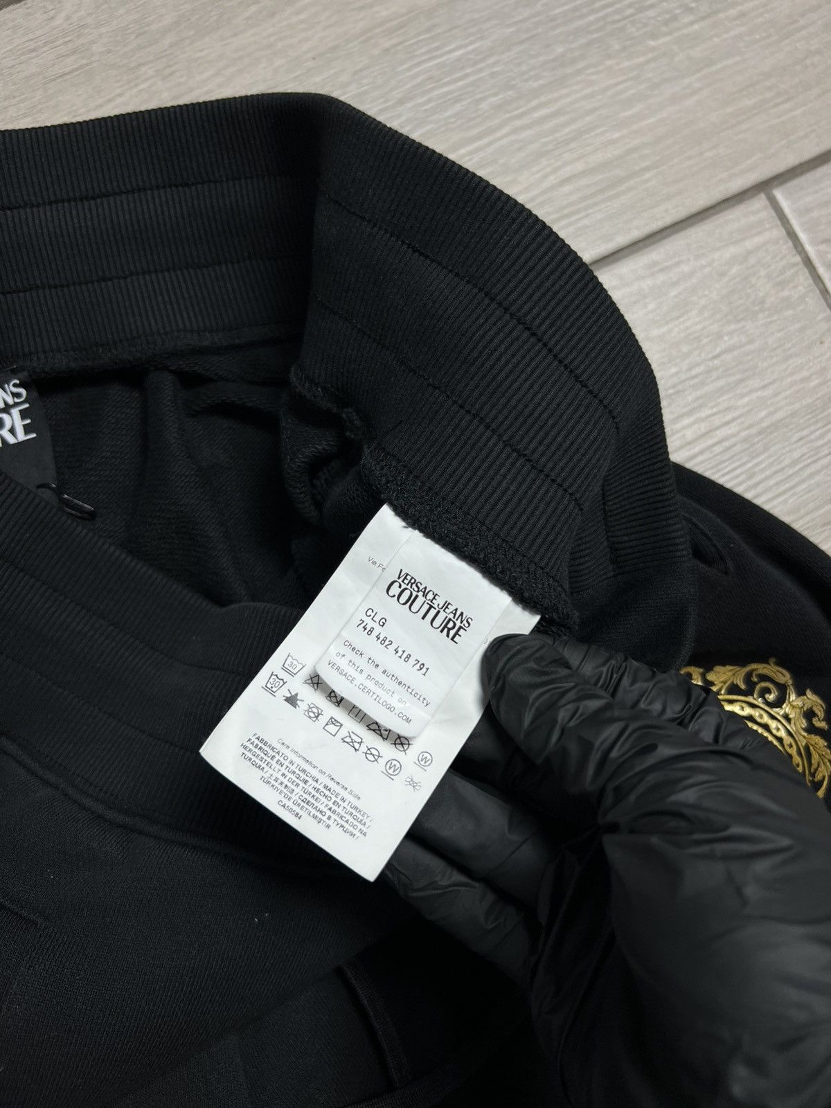 Versace VERSACE COUTURE MEDUSA JOGGING PANTS S SIZE LUXURY RRP Size US 31 - 12 Thumbnail