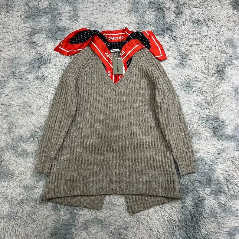 Balenciaga Balenciaga Silk Scarf Logo Collar Knit Sweater Size 34 Size XXS / US 00 / IT 34 - 6 Thumbnail