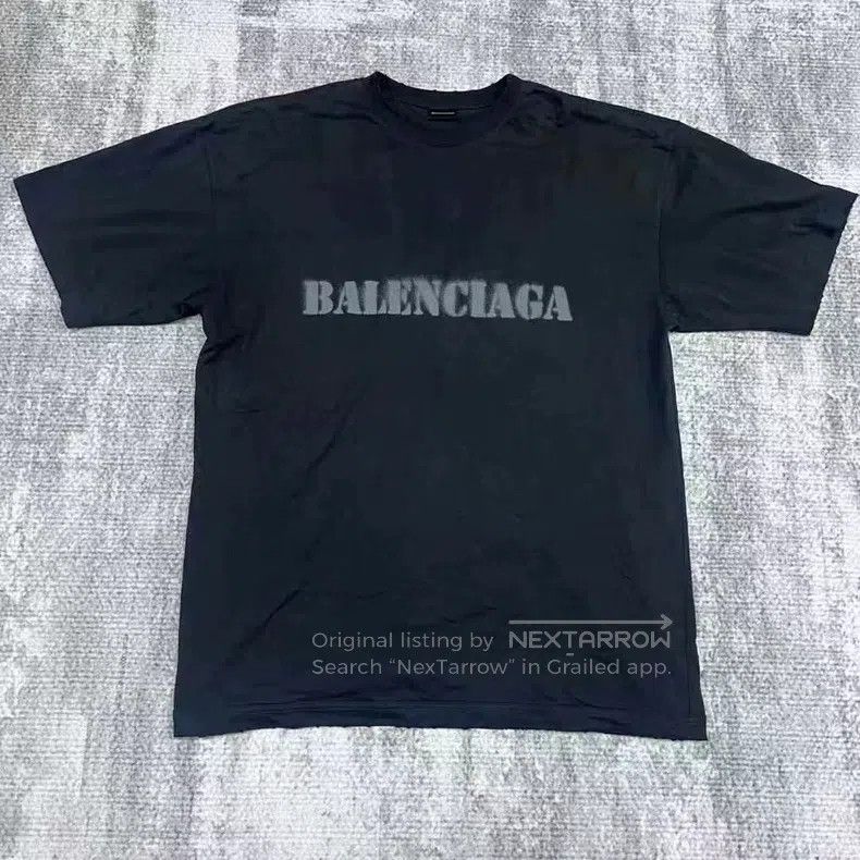 Balenciaga Balenciaga Faded letter logo short sleeve Size US M / EU 48-50 / 2 - 1 Thumbnail