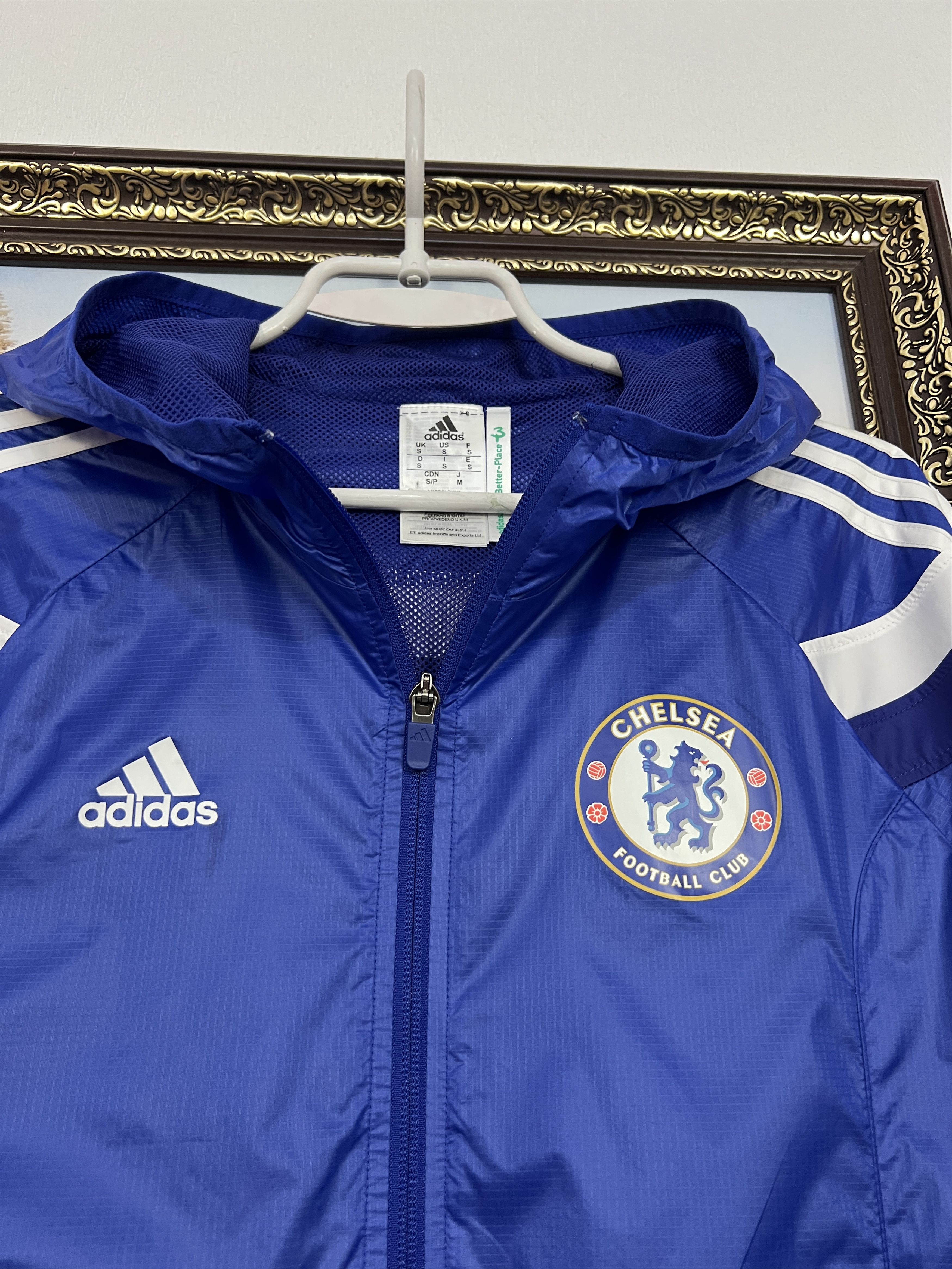 Adidas Vintage Adidas Chelsea Nylon Football Jacket Hooded Size US S / EU 44-46 / 1 - 3 Thumbnail