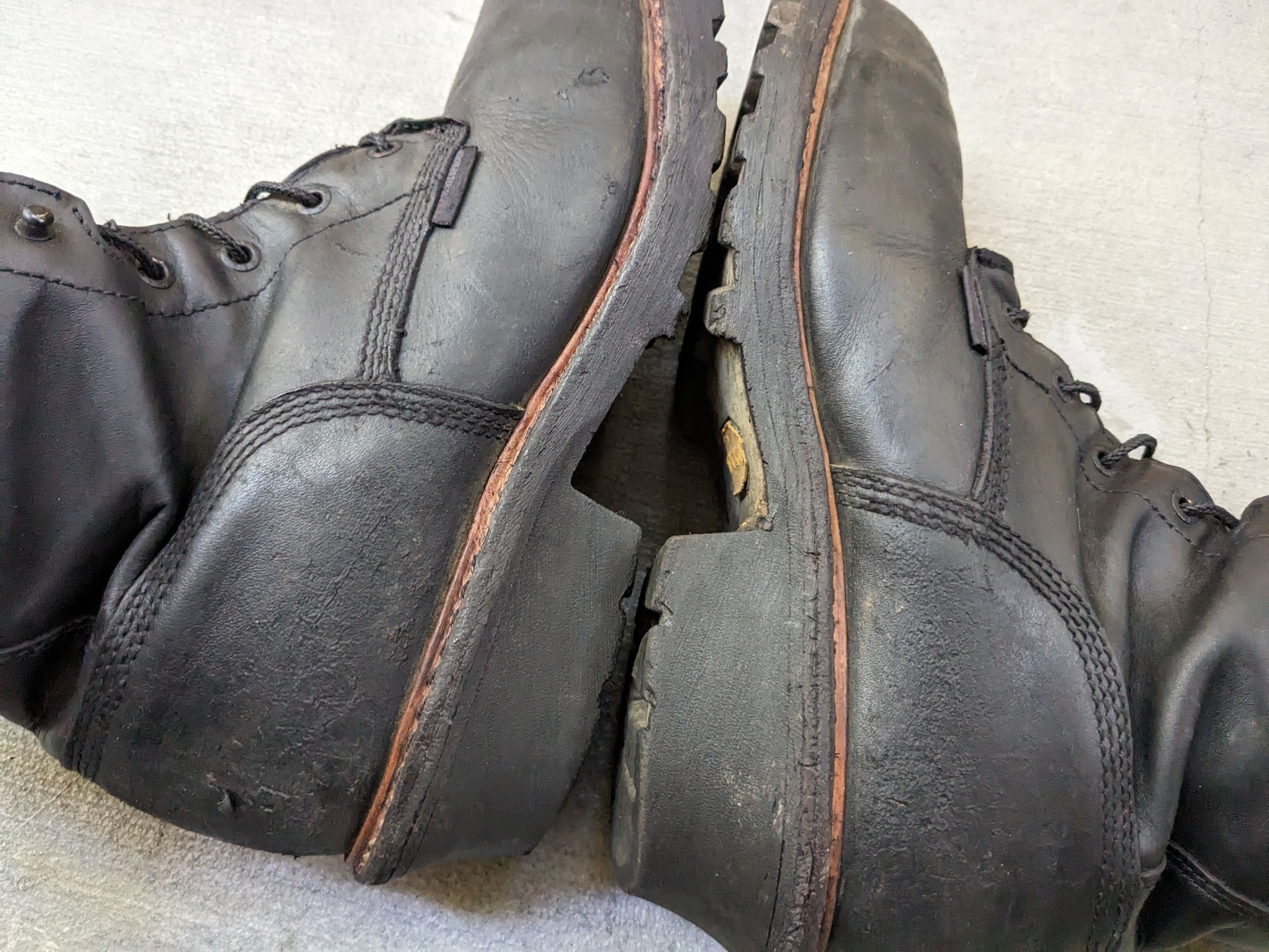 Red Wing Red Wing Boots Black 10 EE Wide Steel Toe Leather Logger Size US 10 / EU 43 - 12 Thumbnail