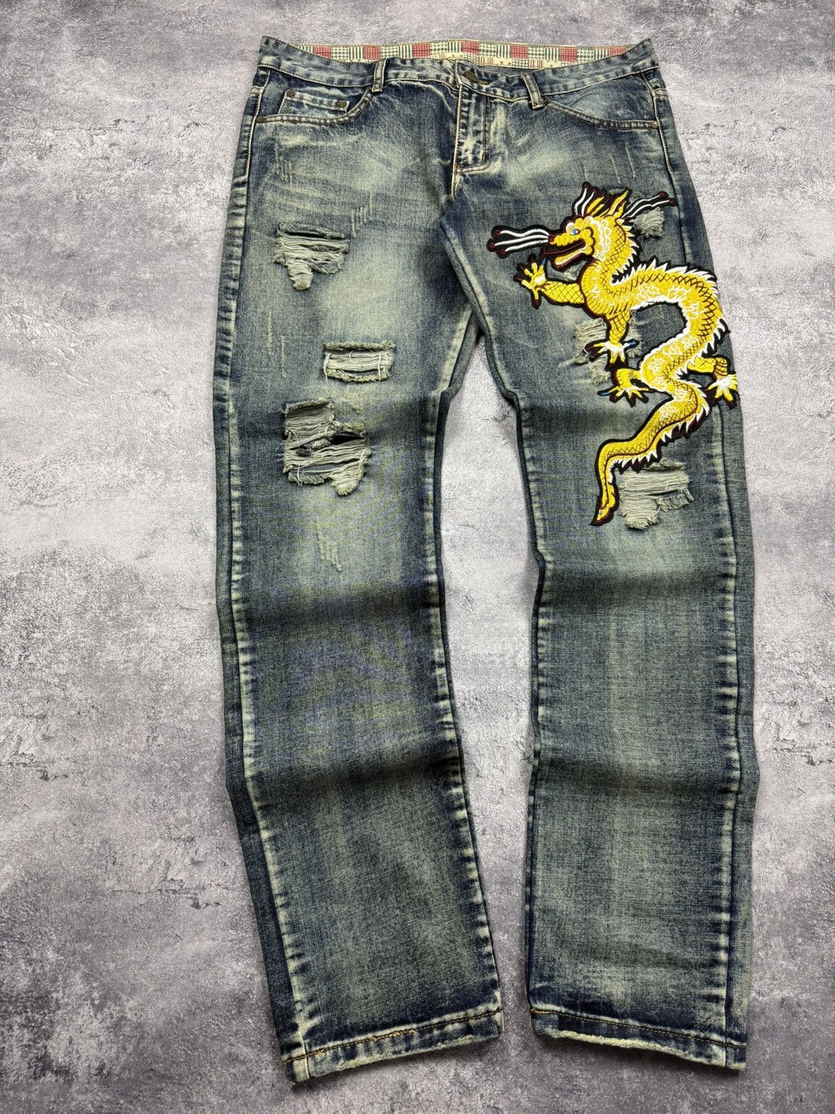 Japanese Brand Vintage Japanese Dragon Embroidered Distressed Jeans Pants Size US 36 / EU 52 - 7 Thumbnail