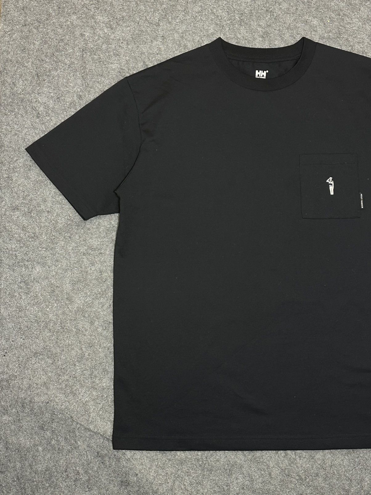 Helly Hansen Helly Hansen short-sleeved T-shirts. Size US L / EU 52-54 / 3 - 3 Thumbnail