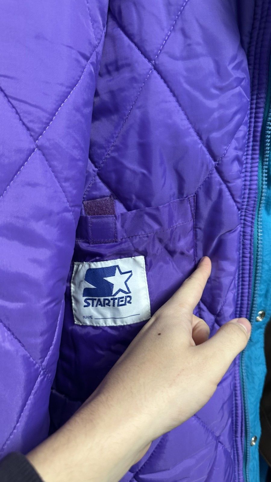 Starter Vintage Charlotte Hornets Starter Full Zip Two Tone Jacket Size US XL / EU 56 / 4 - 15 Thumbnail