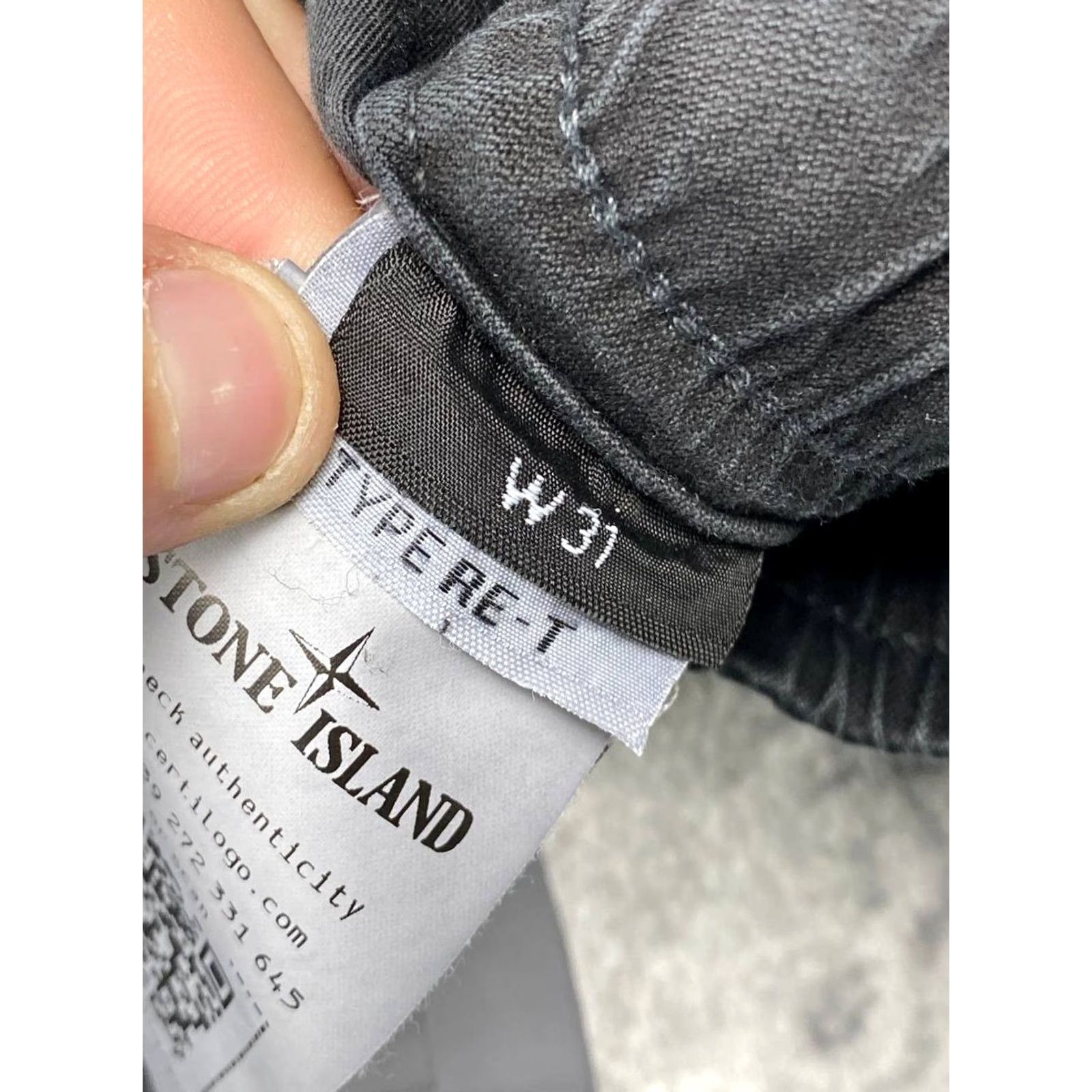 Stone Island Stone Island Cargo Pants Men 31 Black Regular Cargo Pocket Cotton Pants Mens Black 31Inseam 30in Vintage No Logo Accent Modern Casual Size US 31 - 3 Thumbnail