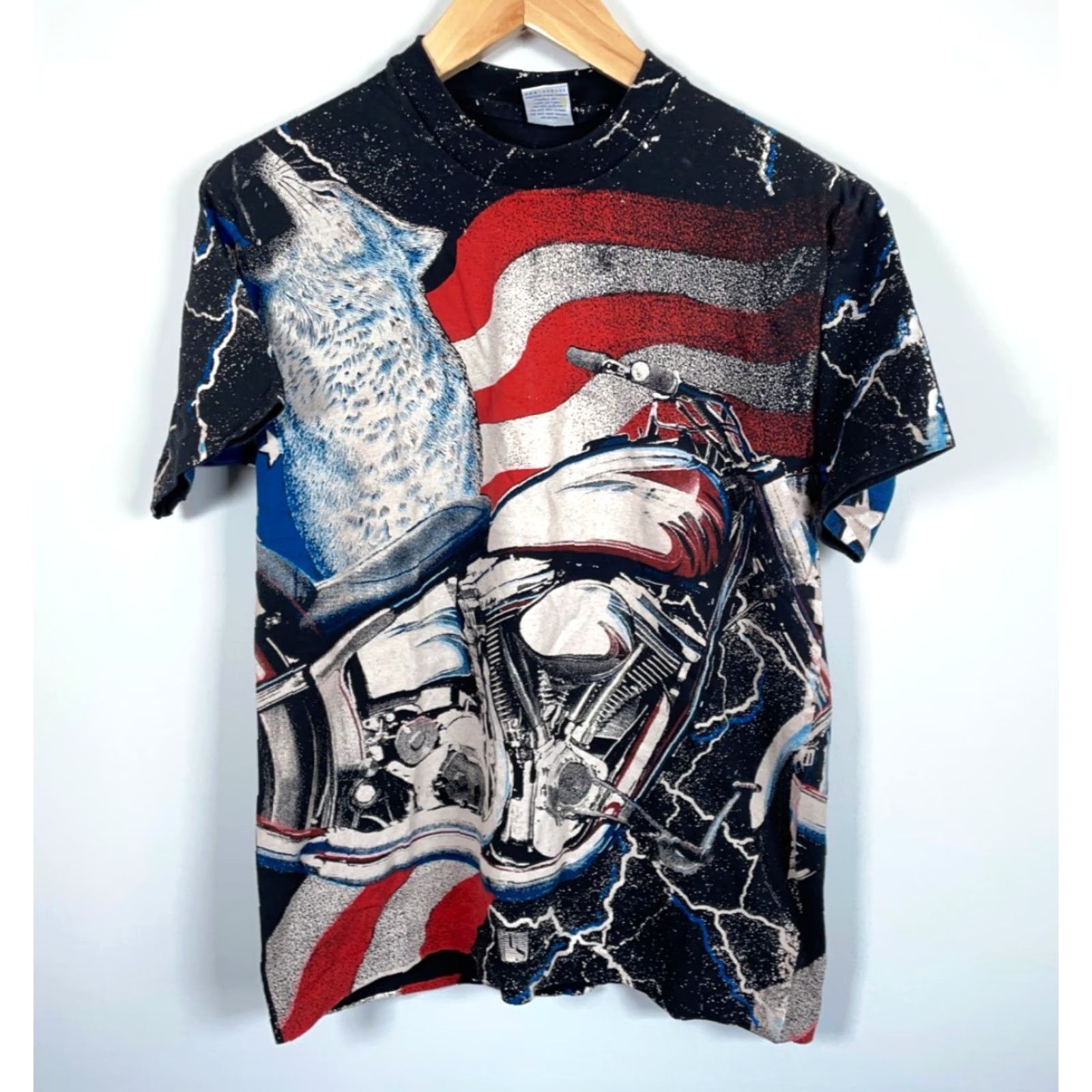 Vintage VINTAGE Unisport T-Shirt Wolf Motorcycle American Flag 90s 1994 Crew Neck Short Sleeve Black Men M Size US M / EU 48-50 / 2 - 2 Thumbnail