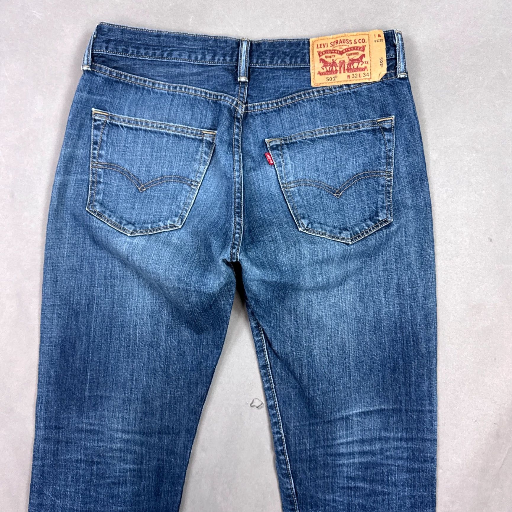 Levi's Levi's 501 Jeans Men 32x34 Blue Denim Pant Button Fly Leg Opening Altered Tapered Size US 32 / EU 48 - 5 Thumbnail