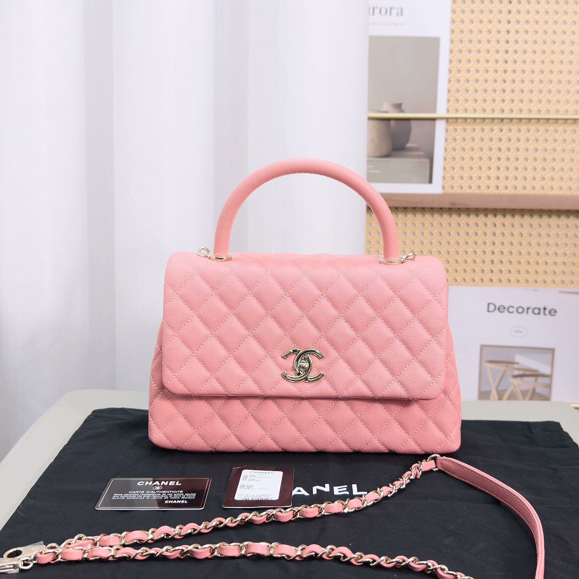 Chanel Pre-loved Bag Very good condition Size ONE SIZE - 1 Thumbnail