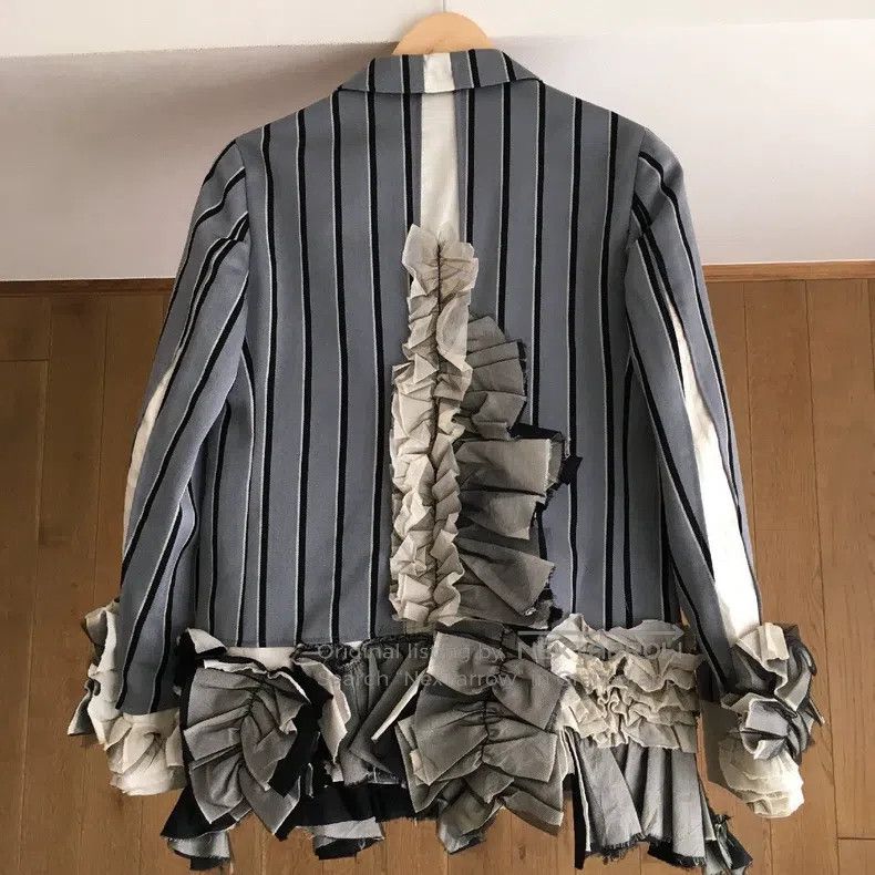 Comme des Garcons Comme Des Garcons Gray Striped Lace Design Blazer Top Size M / US 6-8 / IT 42-44 - 2 Thumbnail