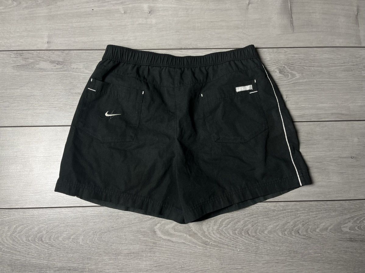 Nike Nike running shorts vintage y2k size Large Size US 34 / EU 50 - 4 Thumbnail