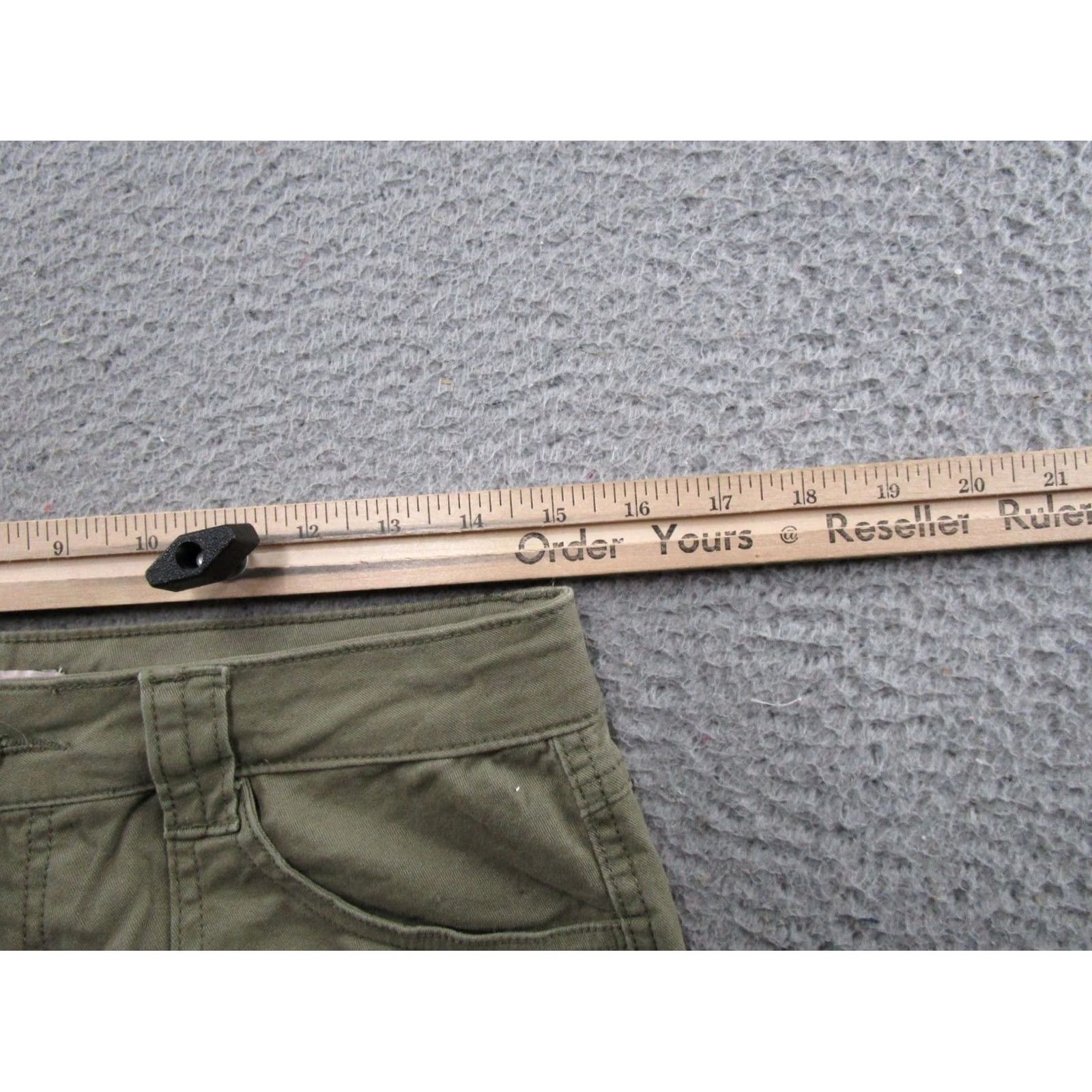 Vintage Sincerely Jules Green Wide-Leg Baggy Cargo Pants Juniors Size 5 Green Cargo Pants Women Slim Loose Fit Vintage No role info Size 27" / US 4 / IT 40 - 5 Thumbnail