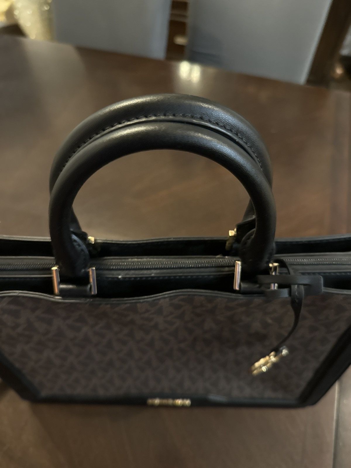 Michael Kors Michael Kors Dark Brown Large Zip Top Tote Size ONE SIZE - 3 Thumbnail