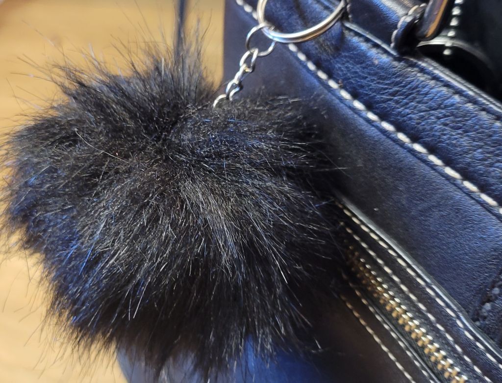 Handmade Personalized letter on a 3" faux fox fur keychains Size ONE SIZE - 5 Thumbnail
