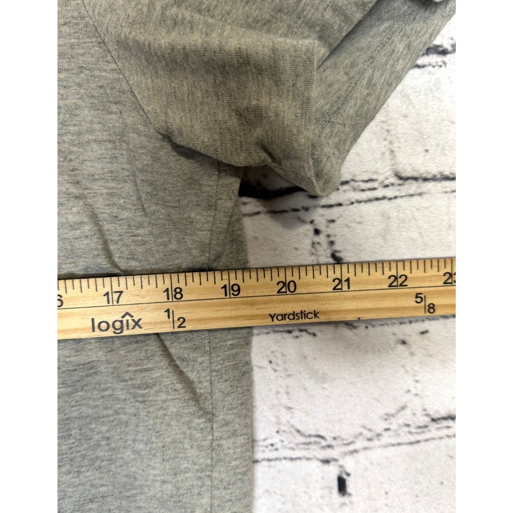 Polo Ralph Lauren Polo Ralph Lauren Mens T-Shirt Crew Neck Short Sleeve Gray Custom Fit Logo Size US L / EU 52-54 / 3 - 3 Thumbnail