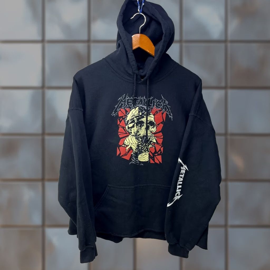 Vintage VINTAGE Metallica Hoodie XL Black 90s Skull Red Shattered Glass Hooded Size US XL / EU 56 / 4 - 1 Thumbnail