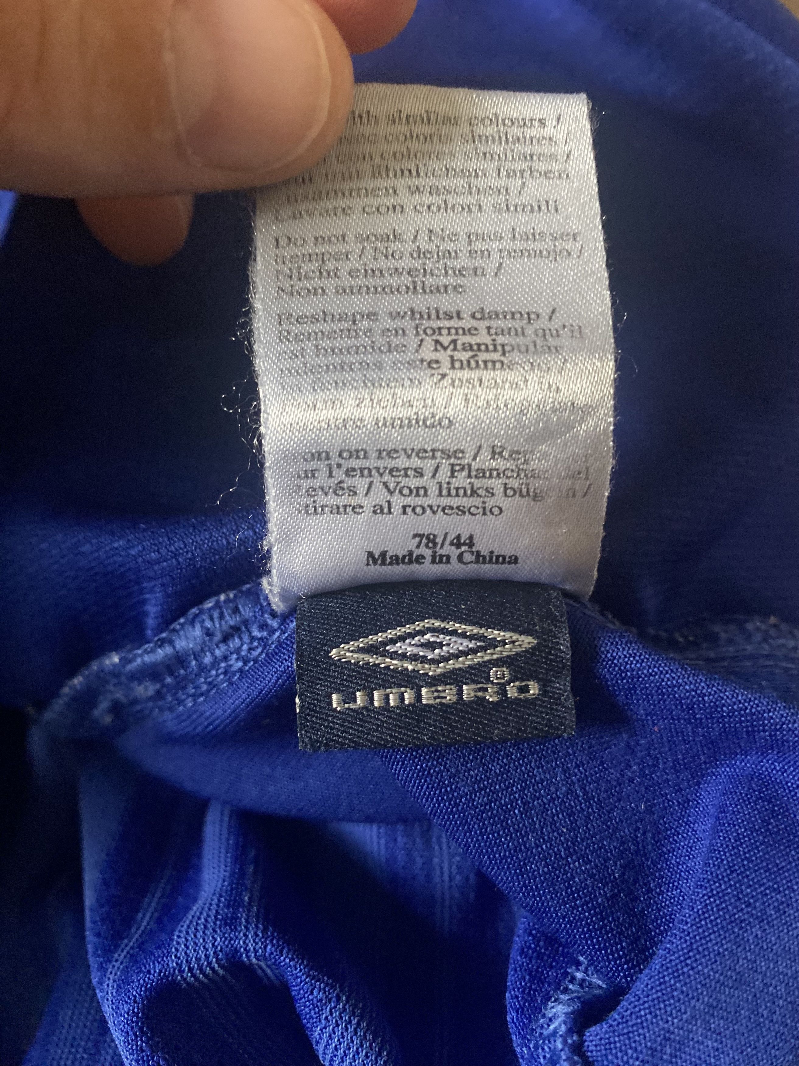 Umbro Vintage EVERTON F.C. 2007 - 2008 - L - Umbro - UNIQUE Size US L / EU 52-54 / 3 - 8 Thumbnail