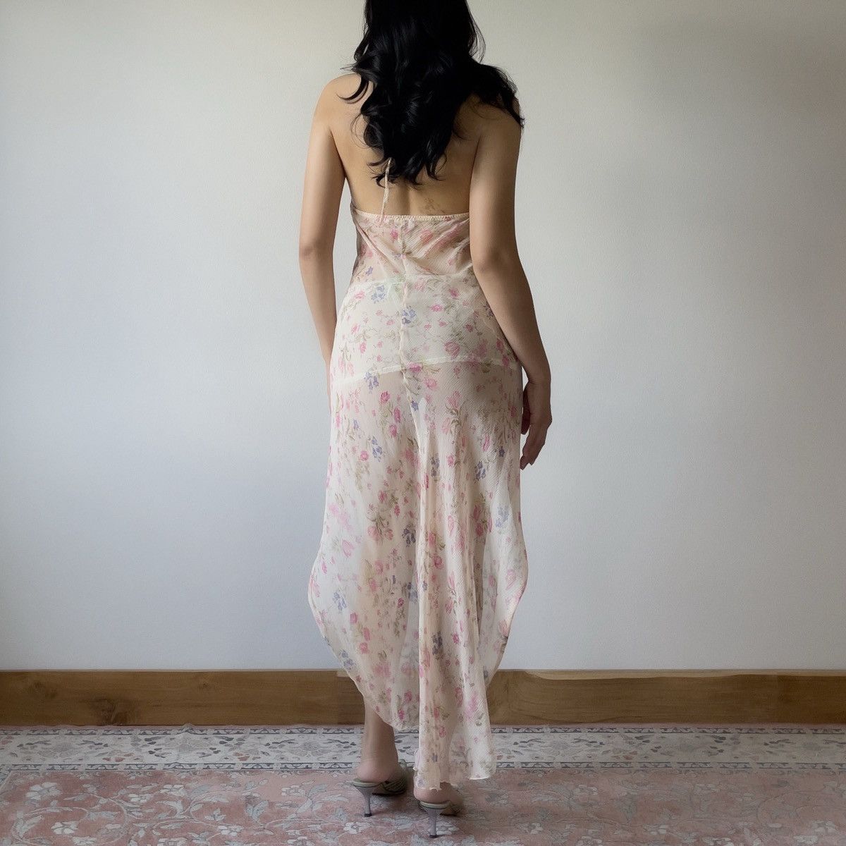 Victoria's Secret Victoria’s Secret Pink Floral Silk Halter Dress (M) Size M / US 6-8 / IT 42-44 - 13 Thumbnail