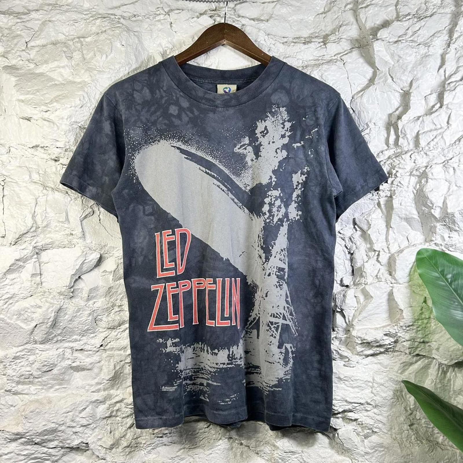 Liquid Blue VTG Led Zeppelin Liquid Blue Exploding AOP Tee Size Small Size US S / EU 44-46 / 1 - 1 Thumbnail