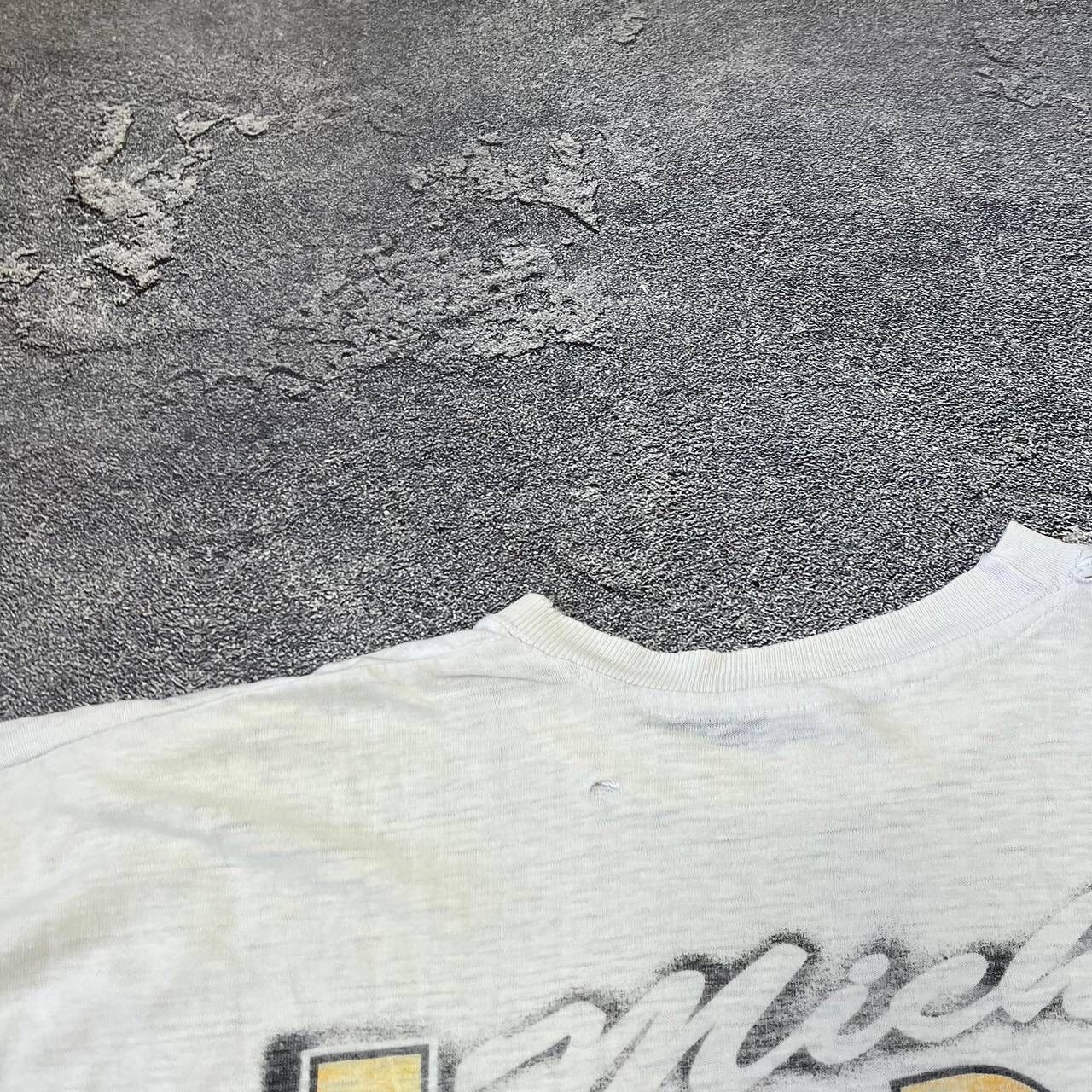 Vintage Vintage Michael Jordan #23 Chicago Bulls Overprint T shirt Size US XL / EU 56 / 4 - 7 Thumbnail