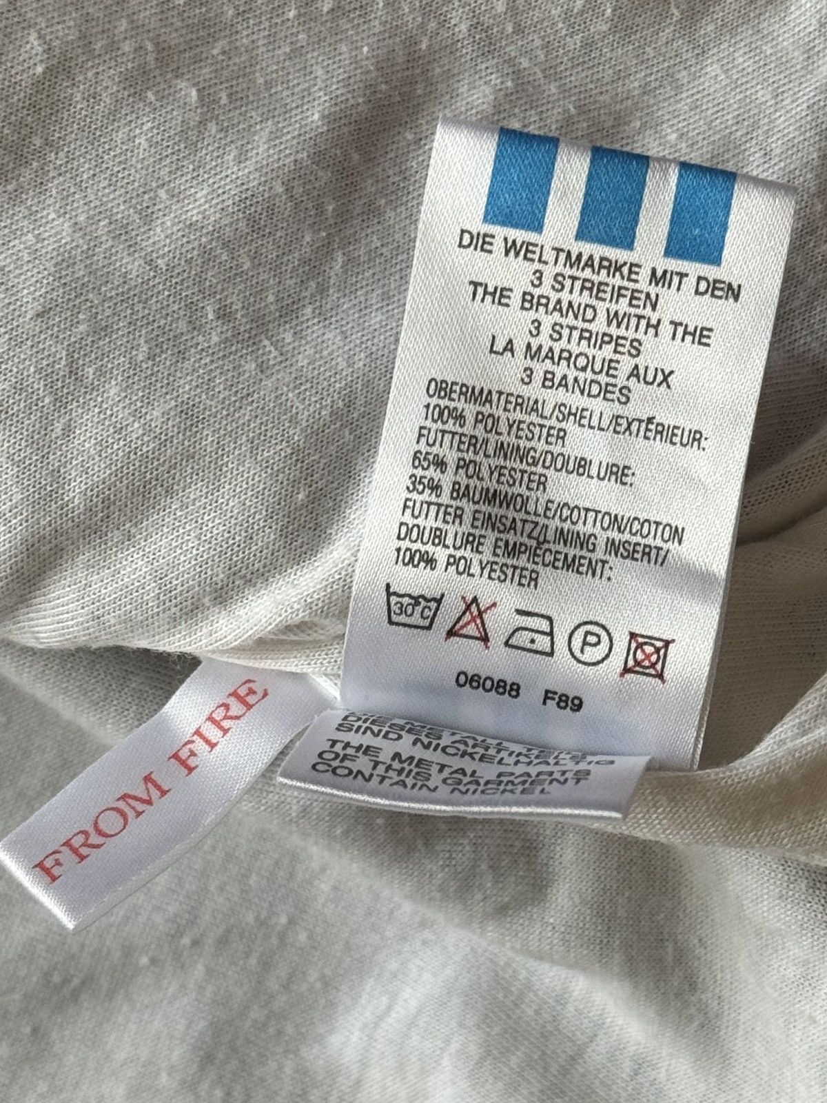 Adidas × Vintage Adidas L/XL vintage 3 stripes jacket zip bomber light Size US L / EU 52-54 / 3 - 13 Thumbnail