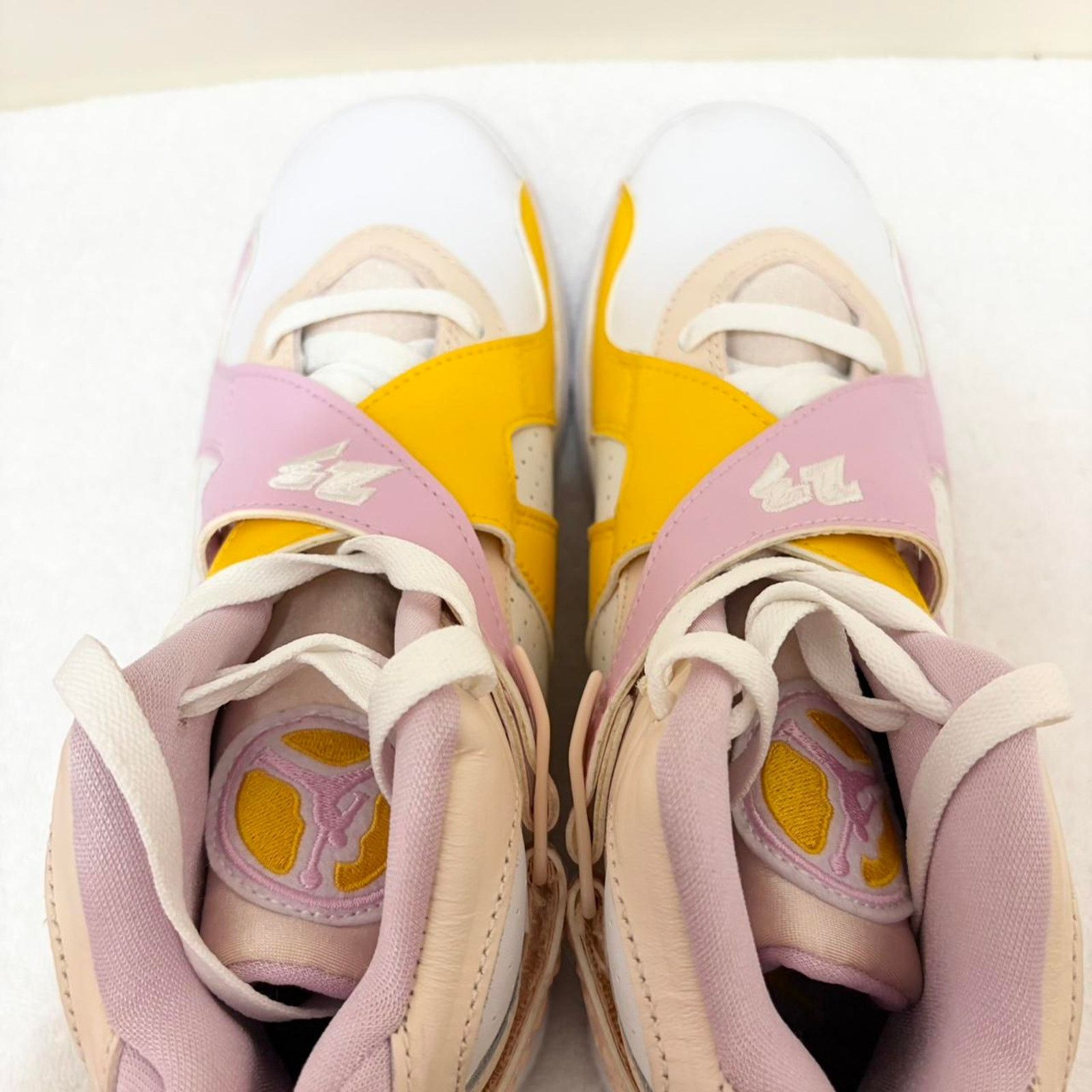Jordan Brand Air Jordan 8 Retro Sneaker- 6 Y/7.5 Women's Size US 7.5 / IT 37.5 - 8 Thumbnail
