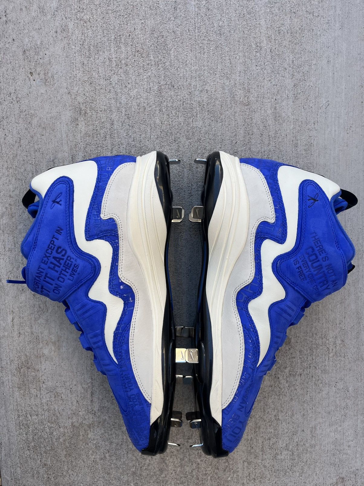 Nike Nike Air Max Griffey 1 Baseball Cleats (DC9980-100) Men’s 11 Size US 11 / EU 44 - 7 Thumbnail