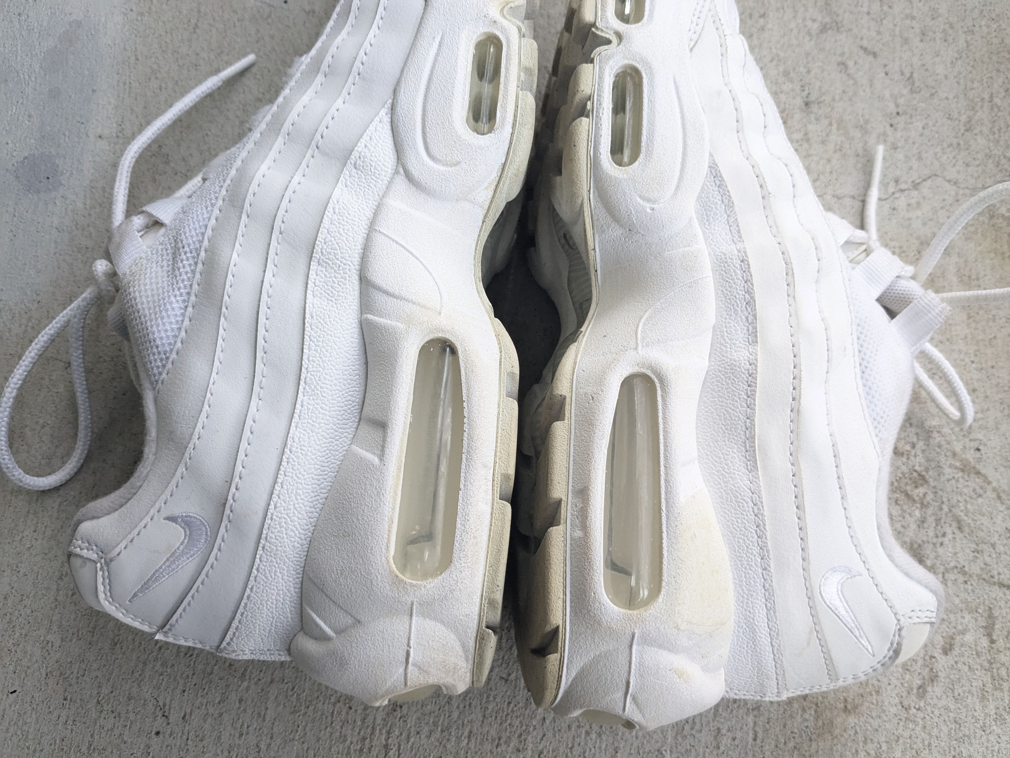 Nike Nike Air Max 95 Recraft GS ‘Triple White’ 7Y CJ3906-100 Size US 7 / EU 40 - 7 Thumbnail