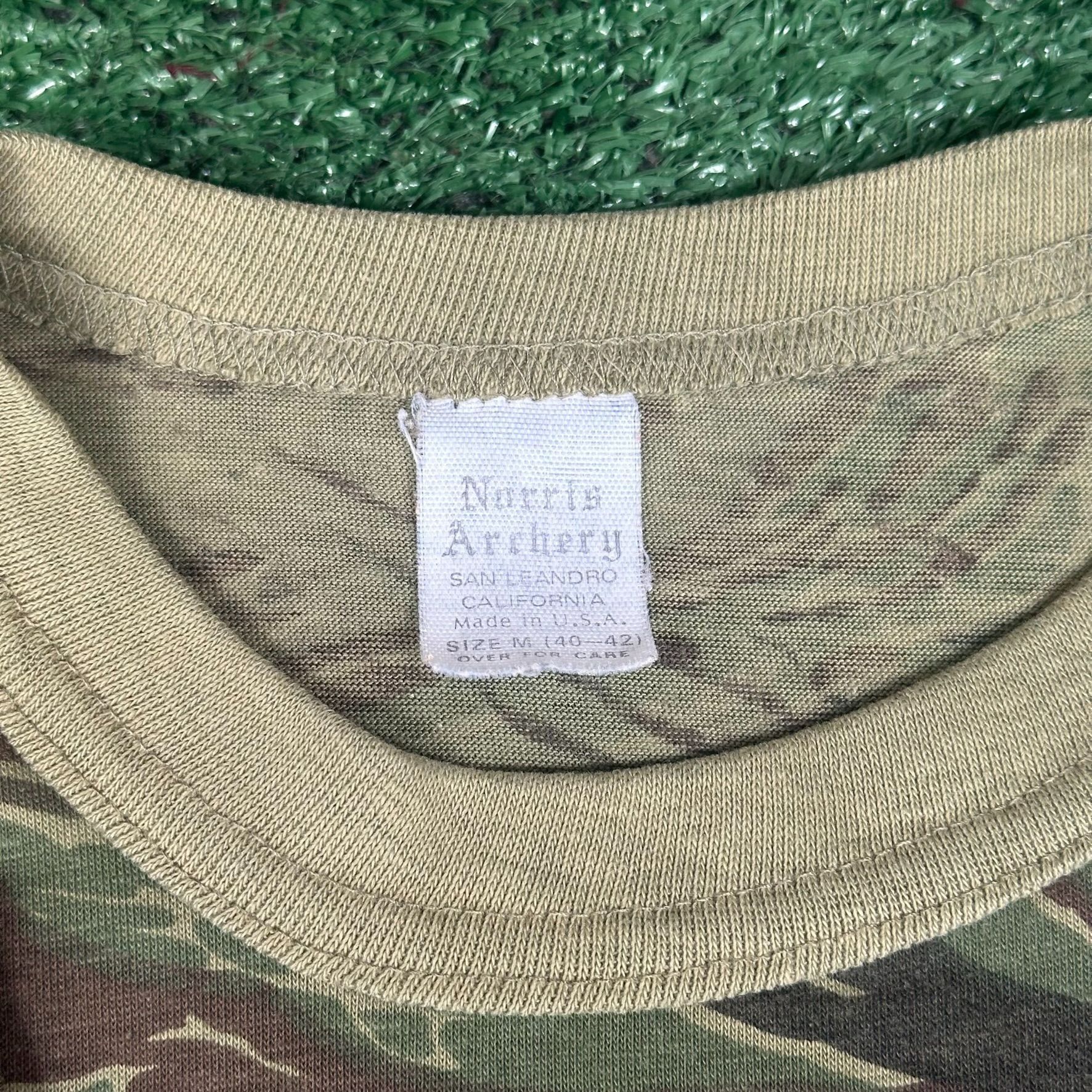 Vintage Vintage 80s Tiger Stripe Camo T-Shirt Single Stitch Vietnam Size US M / EU 48-50 / 2 - 5 Thumbnail