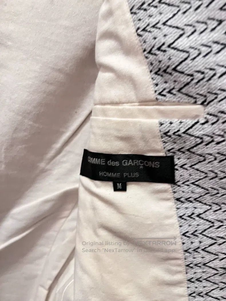 Comme des Garcons Comme Des Garcons White dinosaur season Size US M / EU 48-50 / 2 - 5 Thumbnail