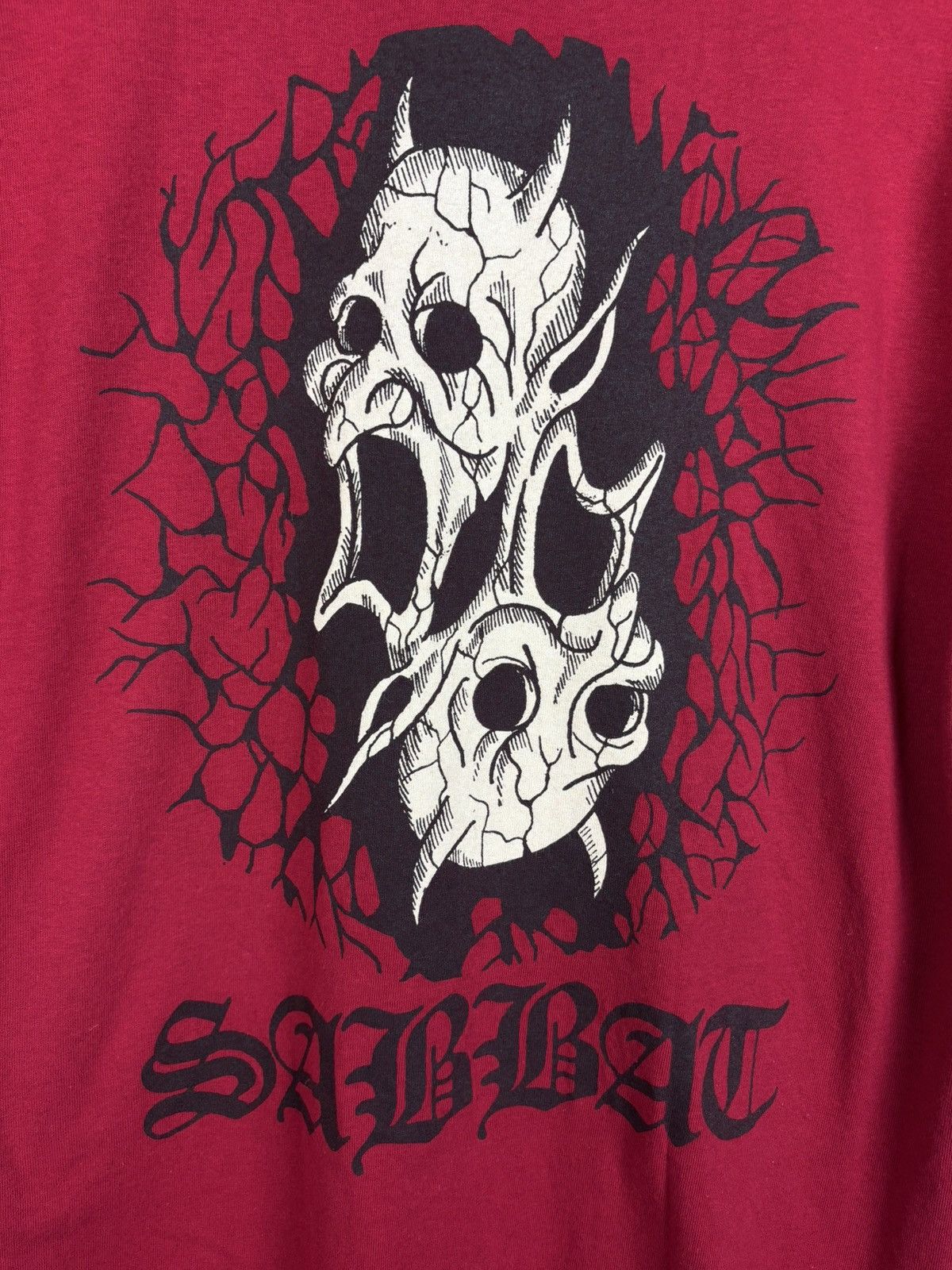 Band Tees 00s Sabbat Desecration Thrash Black Metal T-Shirt Red Size M Size US M / EU 48-50 / 2 - 8 Thumbnail