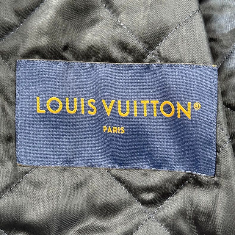 Louis Vuitton Louis Vuitton 24 Fire Cloud Logo Jacket 2502-Nextarrow Size US S / EU 44-46 / 1 - 5 Thumbnail
