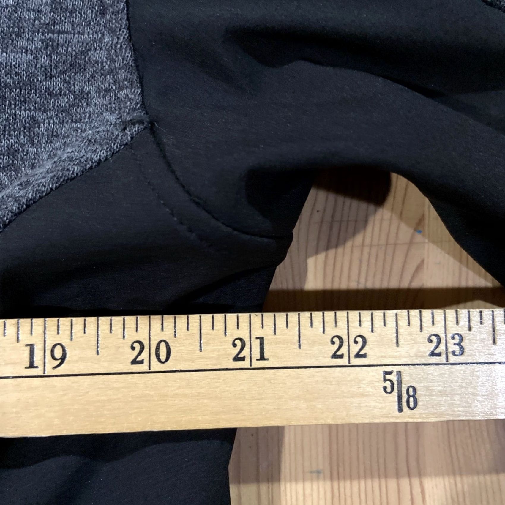 Vintage NRA Members Men's Jacket Softshell Zip Black/Grey L Regular Stand-Up Collar Full Zip Logo Windbreaker 46 Chest Black NRA Size US L / EU 52-54 / 3 - 3 Thumbnail