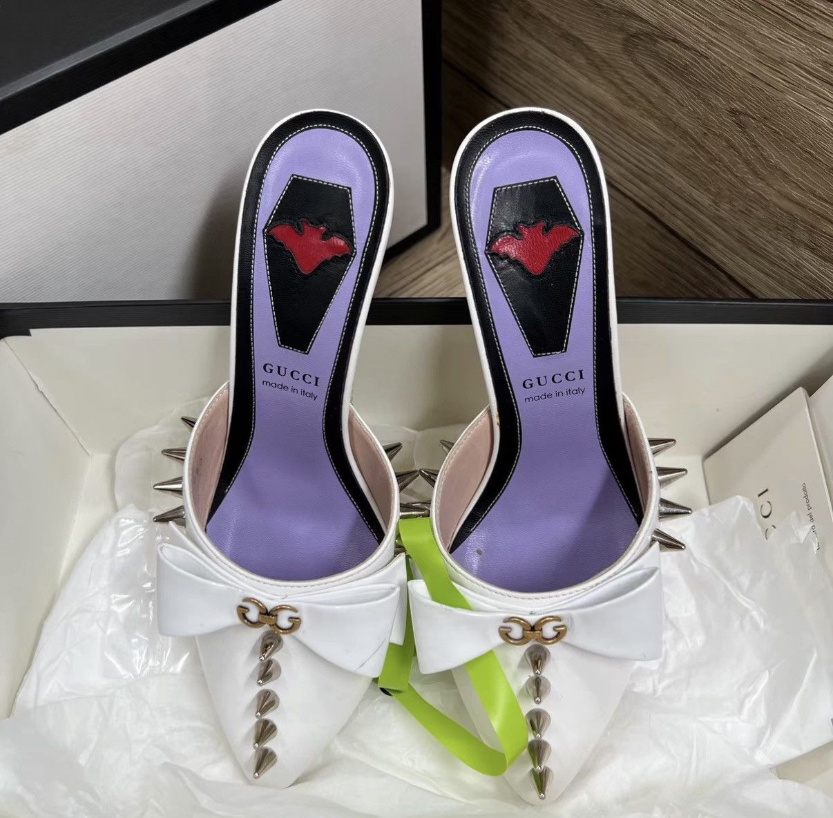 Gucci Gucci White Studded Glossy Heeled Slippers J41 Size US 5 / IT 35 - 2 Thumbnail