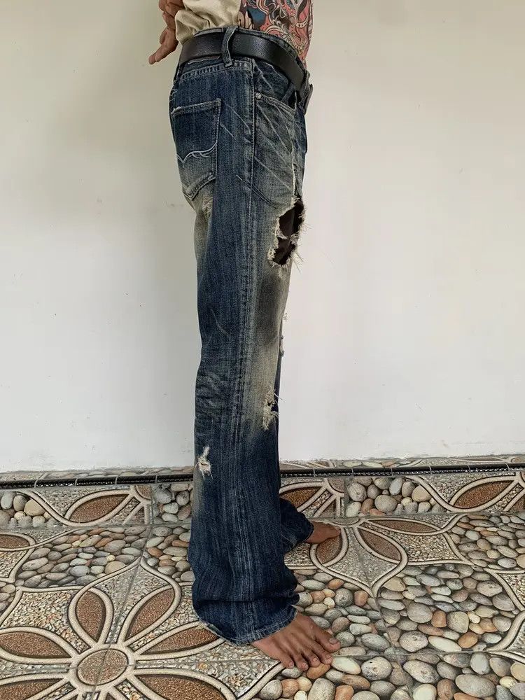 GOSTAR DE FUGA FUGA flared button fly jeans crazy disstressed ripped Size US 32 / EU 48 - 8 Thumbnail