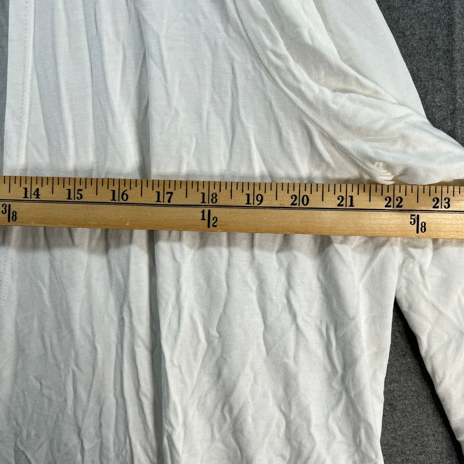 Other Belle by Kim Gravel Rayon Spandex Shrug White Size Small Size S / US 4 / IT 40 - 7 Thumbnail