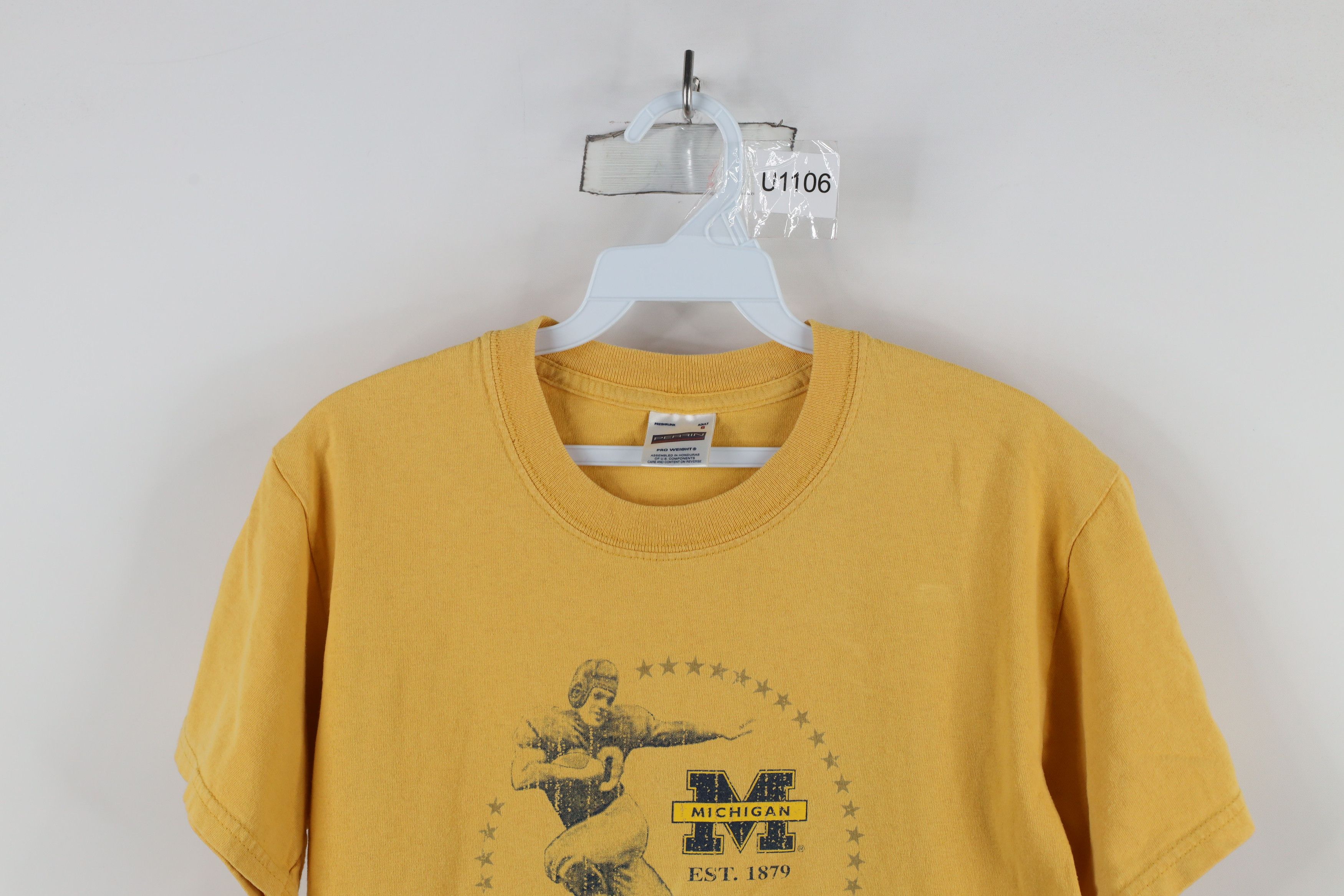 Vintage Vintage 90s University of Michigan Football Heisman T-Shirt Size US S / EU 44-46 / 1 - 2 Thumbnail