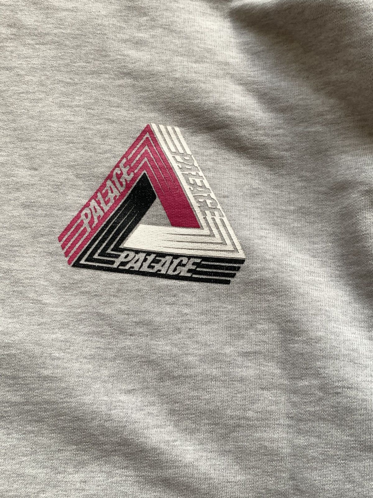Palace 🔥PALACE TRI-DART SKATEBOARDING HOODIE Size US M / EU 48-50 / 2 - 9 Thumbnail