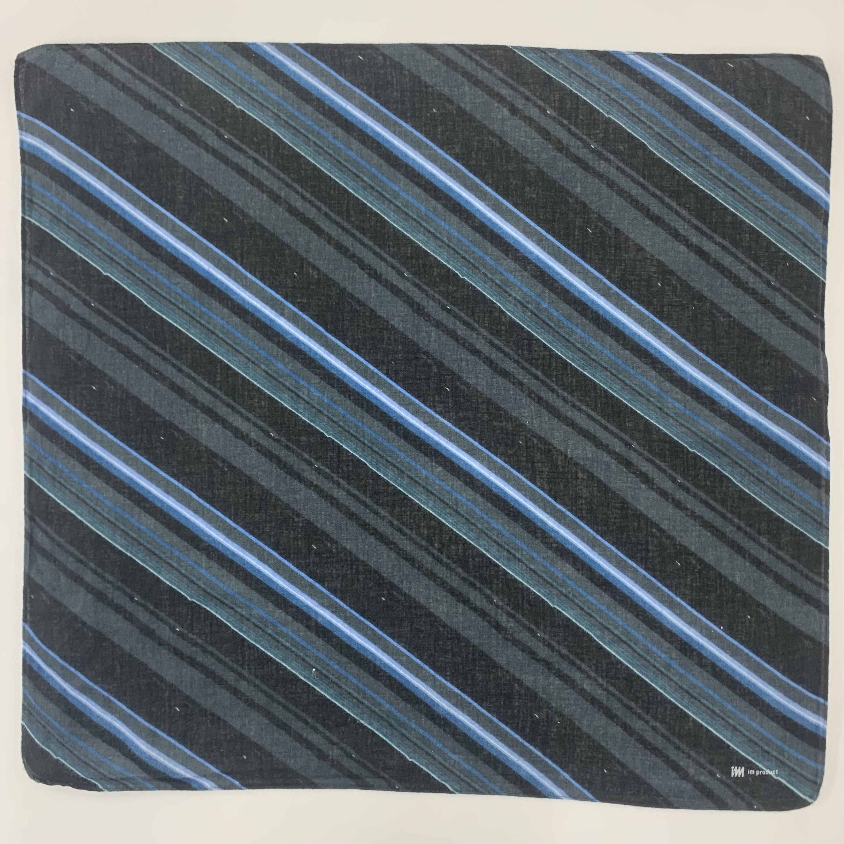 Issey Miyake Issey Miyake Handkerchief Pocket Square Scarf Small TC1260 Size ONE SIZE - 2 Thumbnail