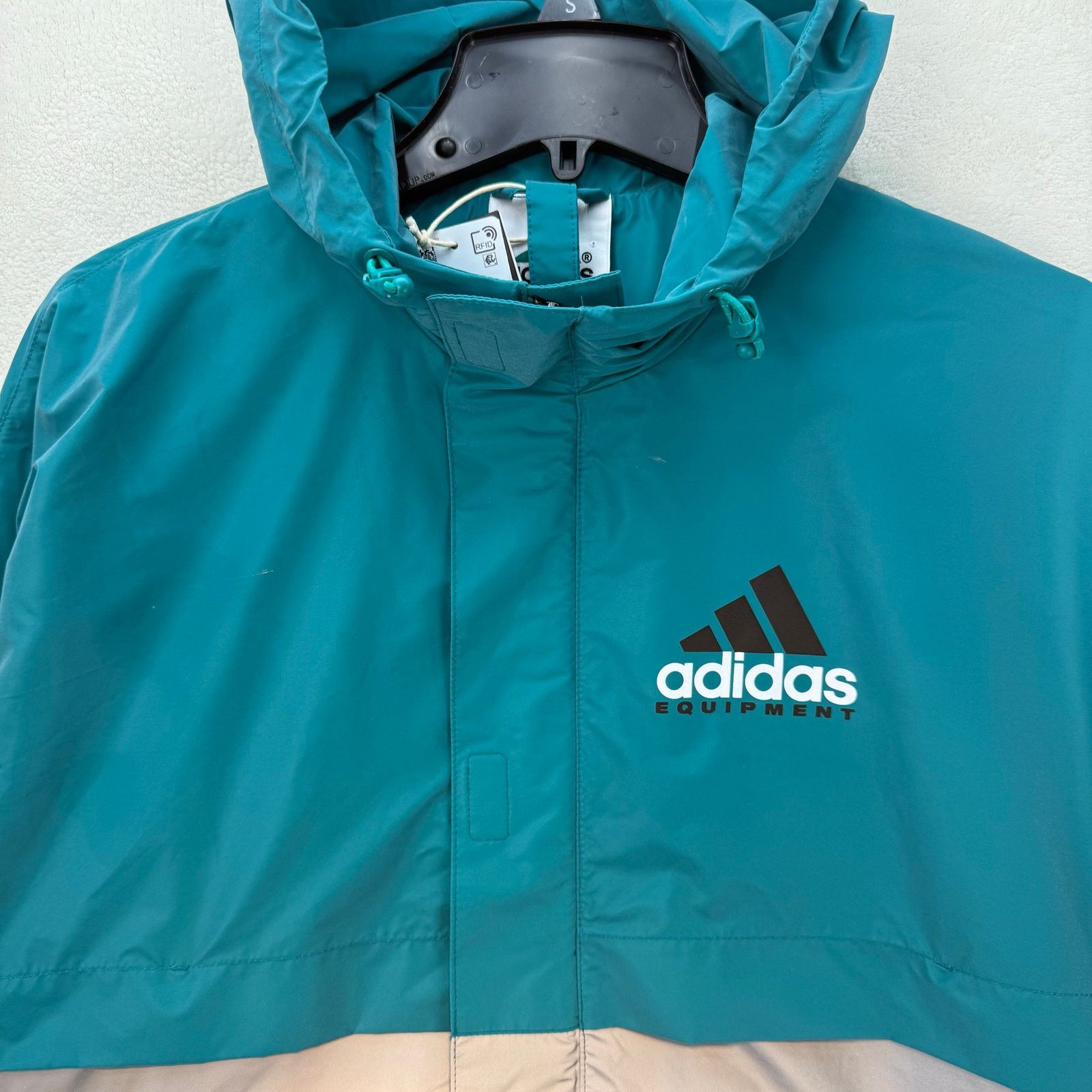 Adidas ADIDAS MEN'S XSMALL EQT REFLECTIVE WINDBREAKER JACKET JC8228 Size US XS / EU 42 / 0 - 2 Thumbnail