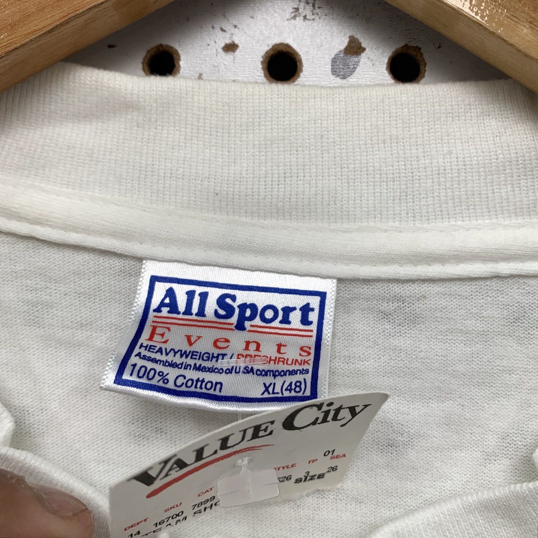 Vintage VINTAGE All Sport Kentucky Hoop Stars Classic Shirt Mens XL White Graphic Print Crew Neck Short Sleeve USA 1990s Men clothing Size US XL / EU 56 / 4 - 2 Thumbnail