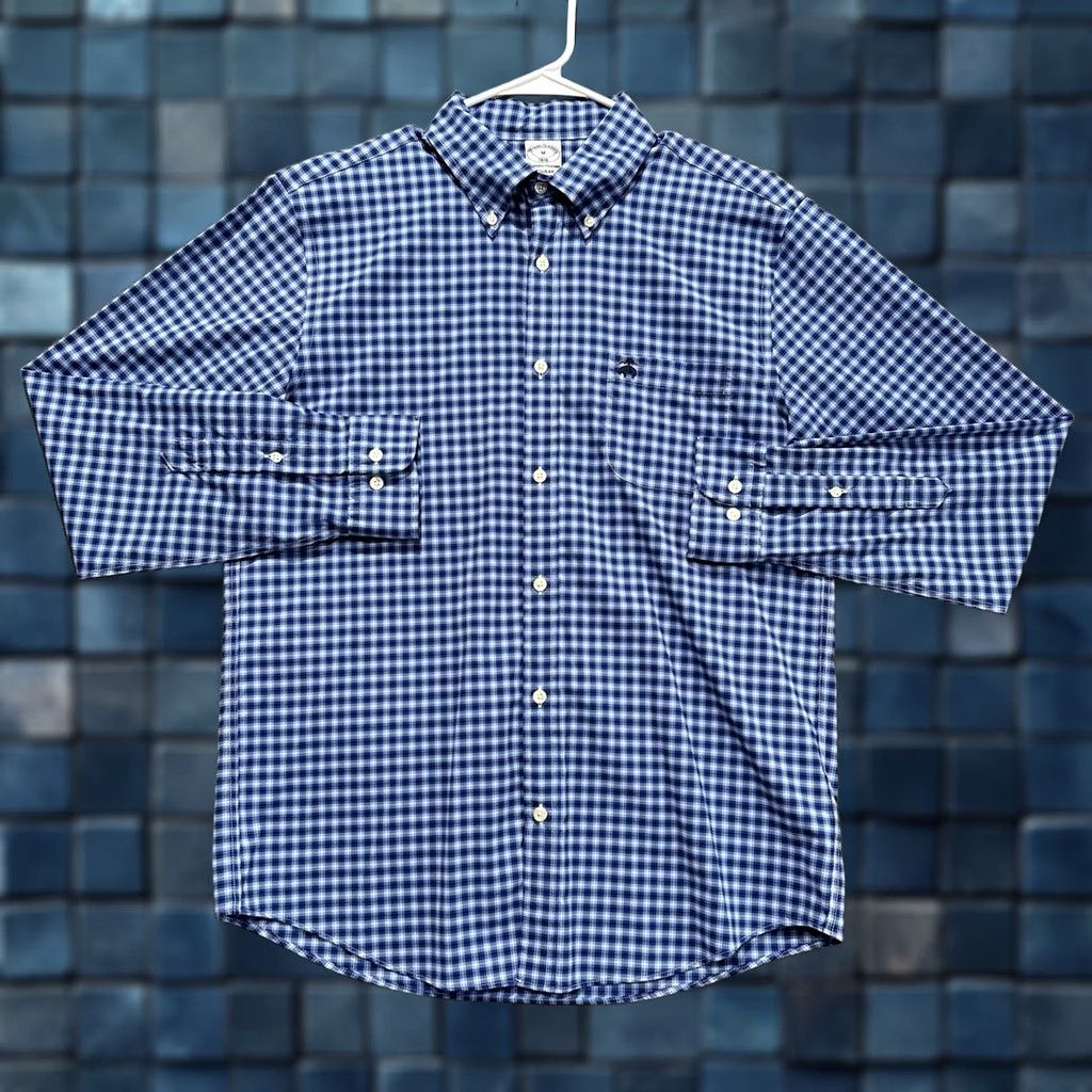 Brooks Brothers Brooks Brothers Shirt Mens M Blue Plaid The Original Polo Button Down Nylon EUC Size US M / EU 48-50 / 2 - 1 Thumbnail