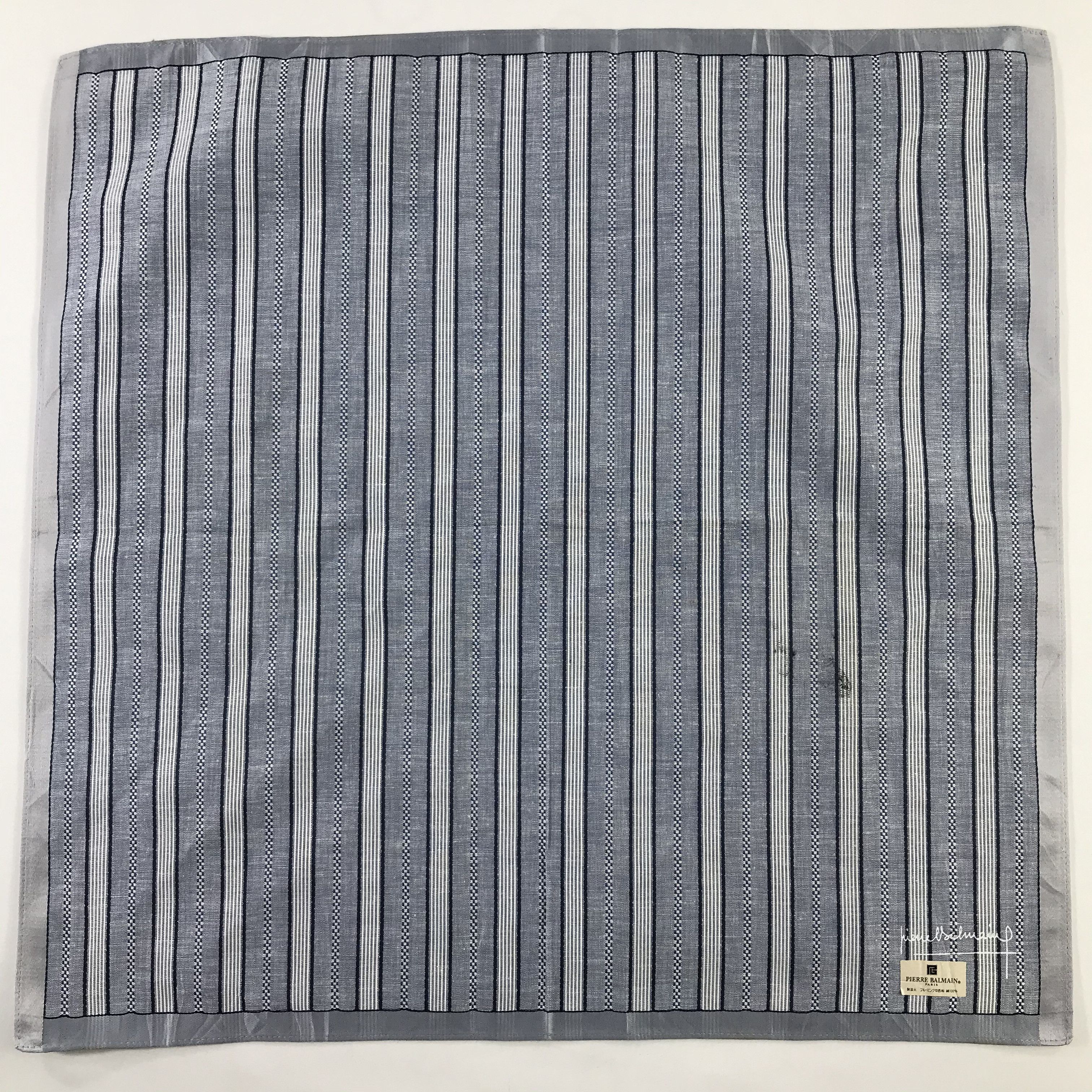Pierre Balmain Bandana / Handkerchief / Neckerchief - S760