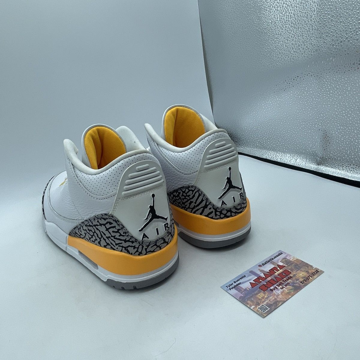 Jordan Brand Wmns air Jordan 3 laser orange Size US 8 / IT 38 - 4 Thumbnail