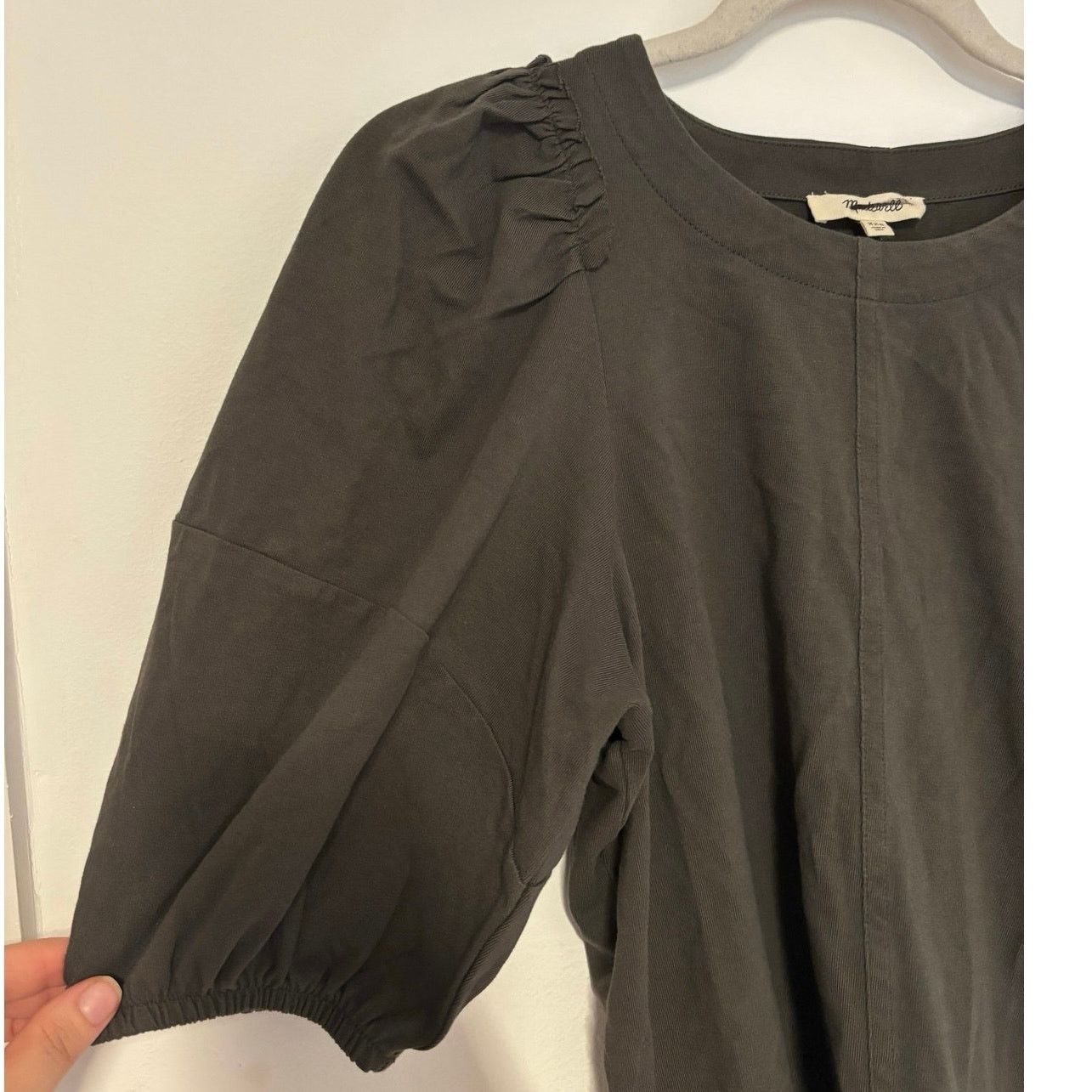Madewell NWOT Madewell Puff-Sleeve Tee In Dark Surplus Size XXS Size XXS / US 00 / IT 34 - 4 Thumbnail