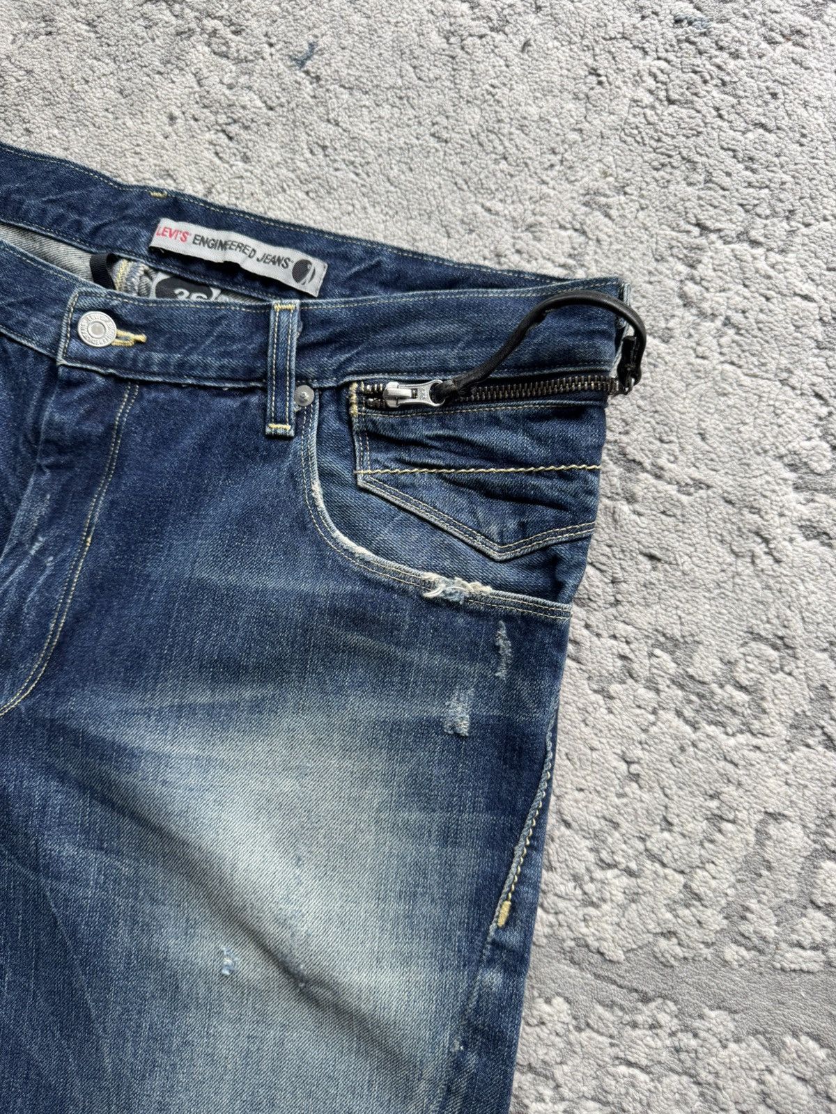 Levi's Vintage Clothing Levis Engineered Denim Twisted Jeans Size 36 Size US 36 / EU 52 - 5 Thumbnail
